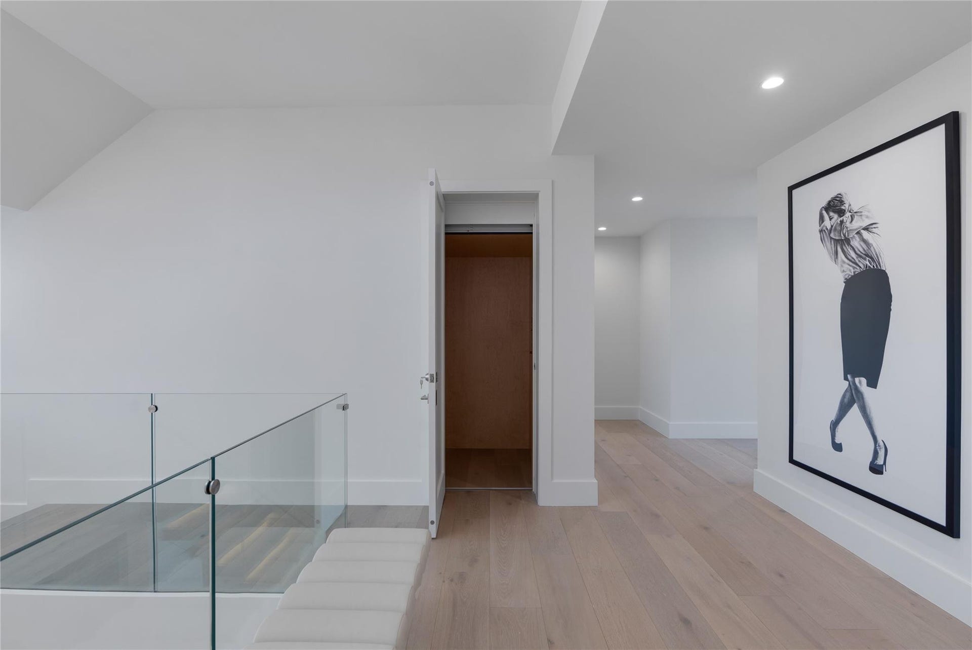 1500 SE 14th Street, Fort Lauderdale, FL 33316 Elevator
