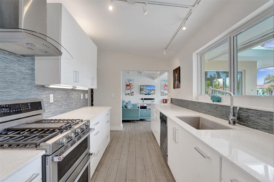 2149 NE 27th Drive, Wilton Manors, FL 33306 2149 NE 27th Drive, Wilton Manors, FL 33306