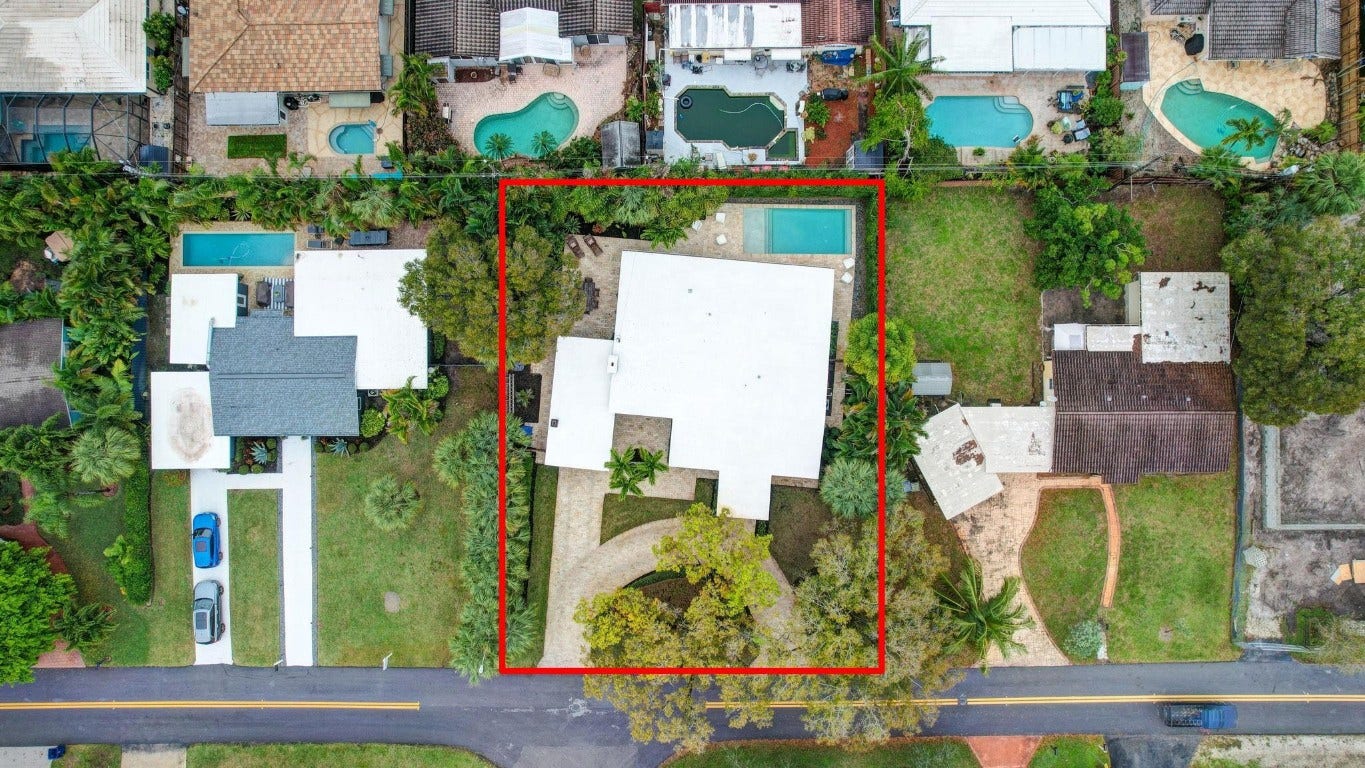 201 NE 28th Court, Wilton Manors, FL 33334 201 NE 28th Court, Wilton Manors, FL 33334