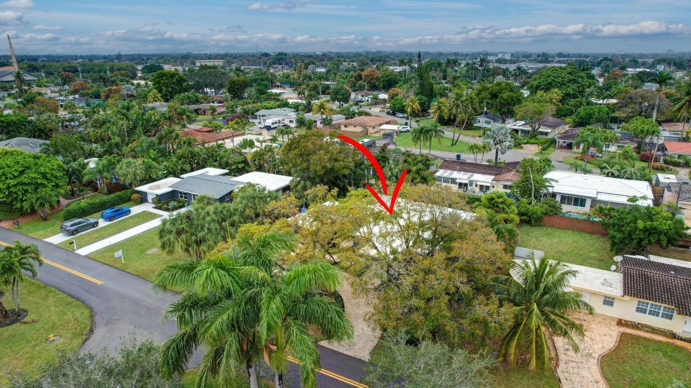 201 NE 28th Court, Wilton Manors, FL 33334 201 NE 28th Court, Wilton Manors, FL 33334