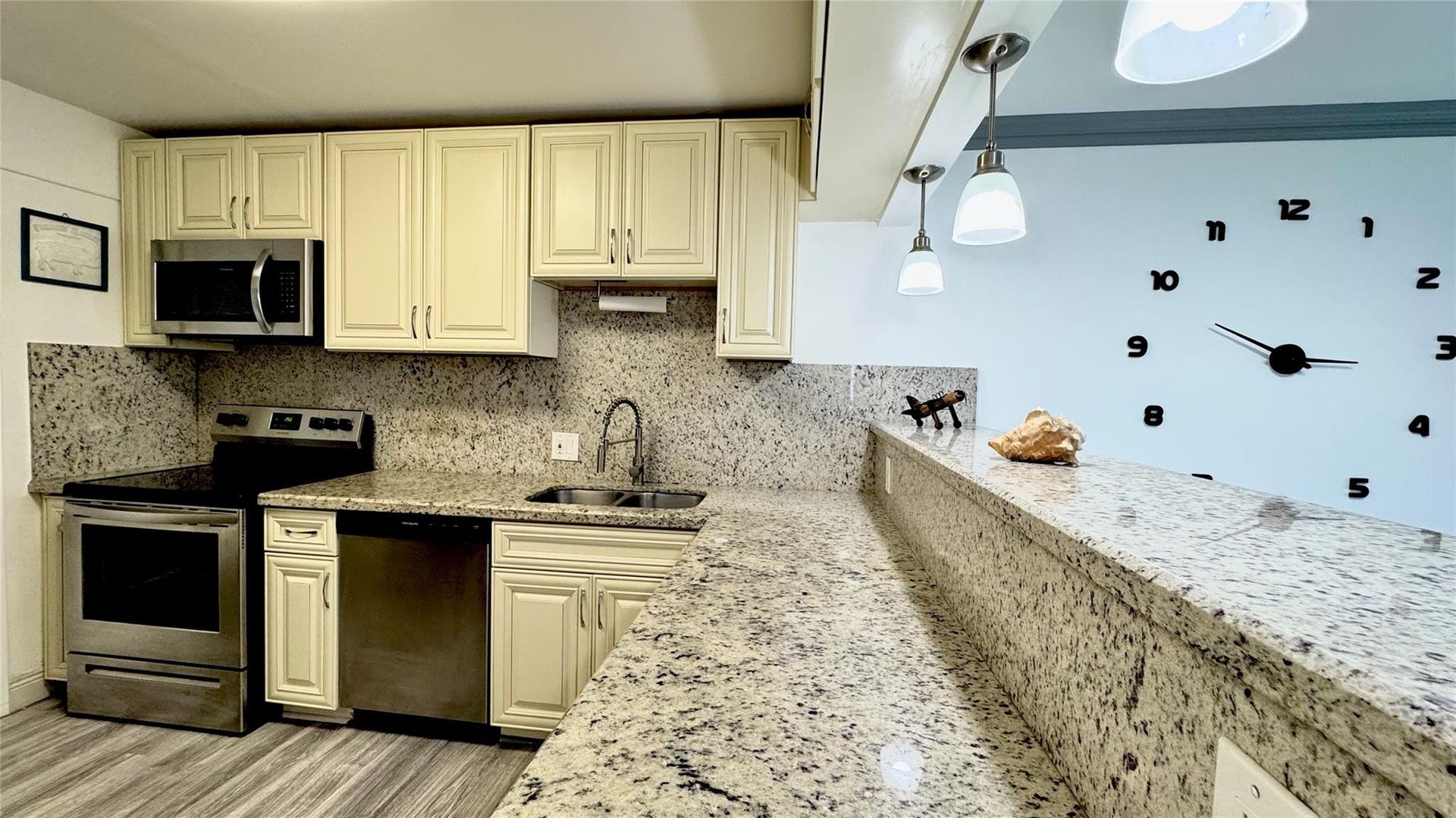 2650 S Course Drive, #401, Pompano Beach, FL 33069 Photo 11