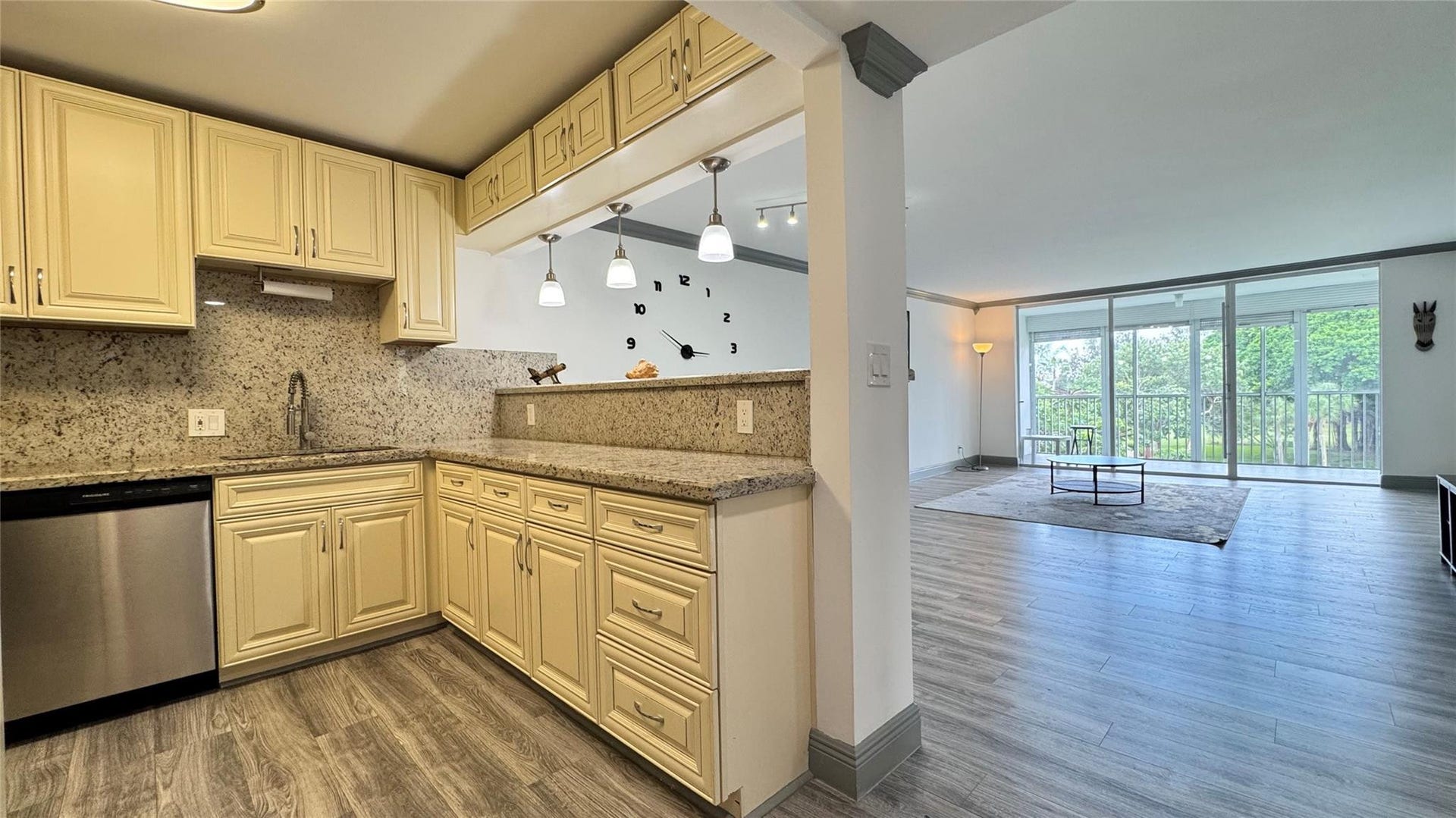 2650 S Course Drive, #401, Pompano Beach, FL 33069 Photo 8