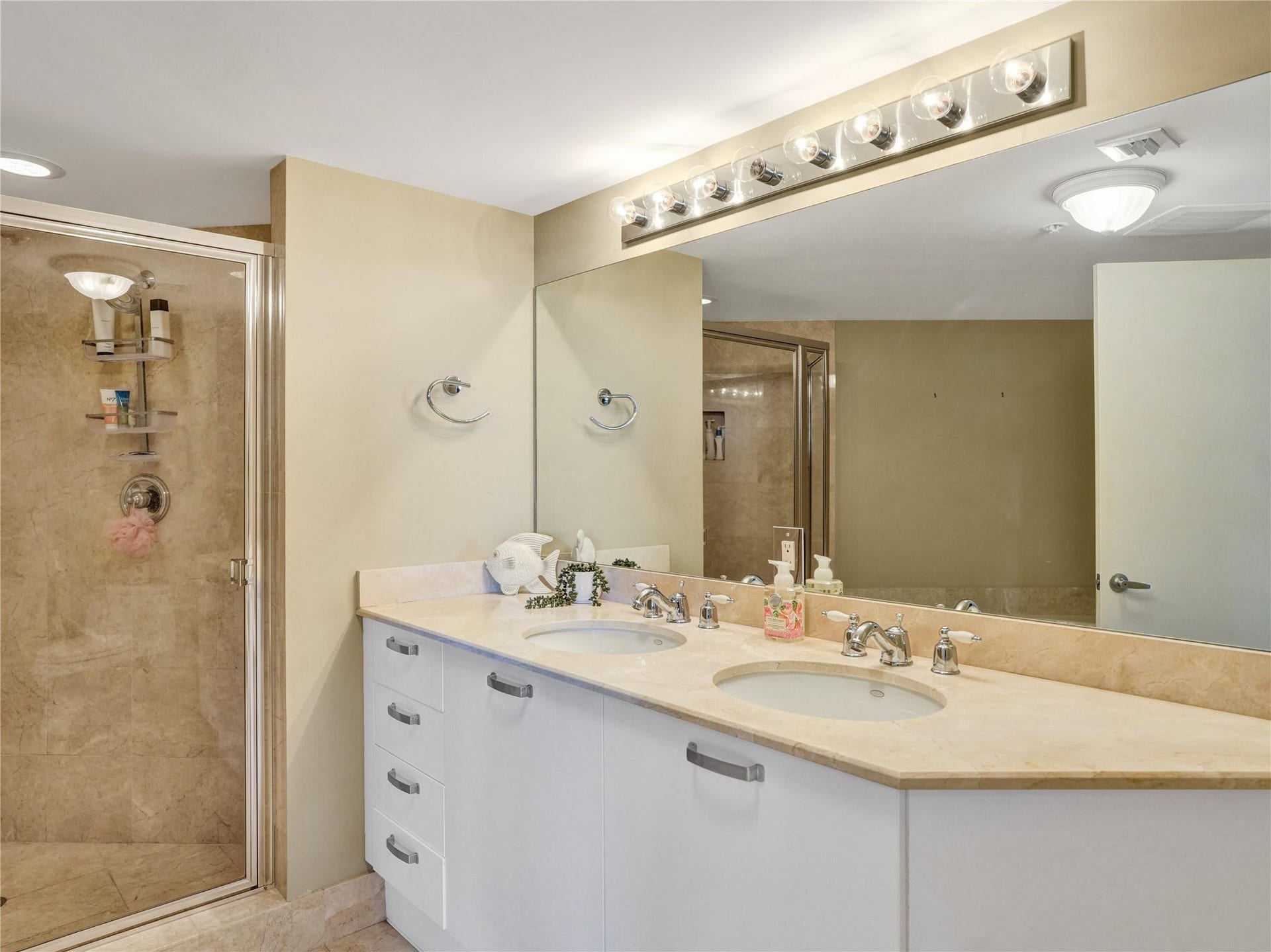 2001 N Ocean Boulevard, #502, Fort Lauderdale, FL 33305 2001 N Ocean Boulevard, #502, Fort Lauderdale, FL 33305