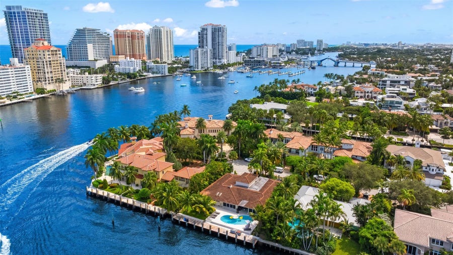 Property photo for 2701 Aqua Vista Boulevard, Fort Lauderdale, FL