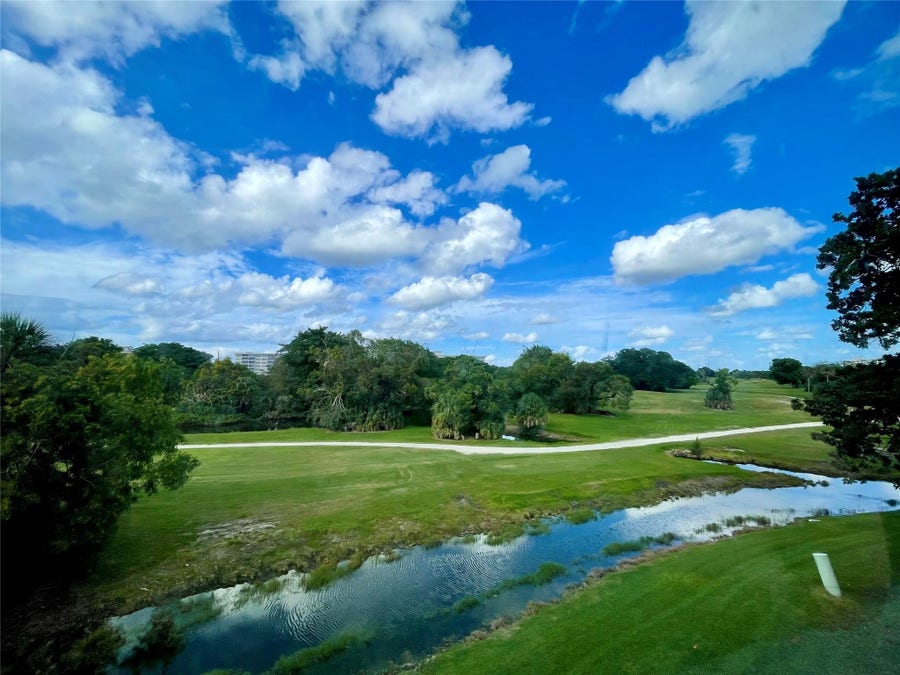 Property photo for 3151 S Palm Aire Drive, #307, Pompano Beach, FL
