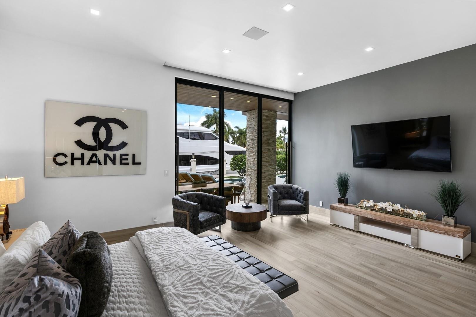 2437 Delmar Place, Fort Lauderdale, FL 33301 Photo 19