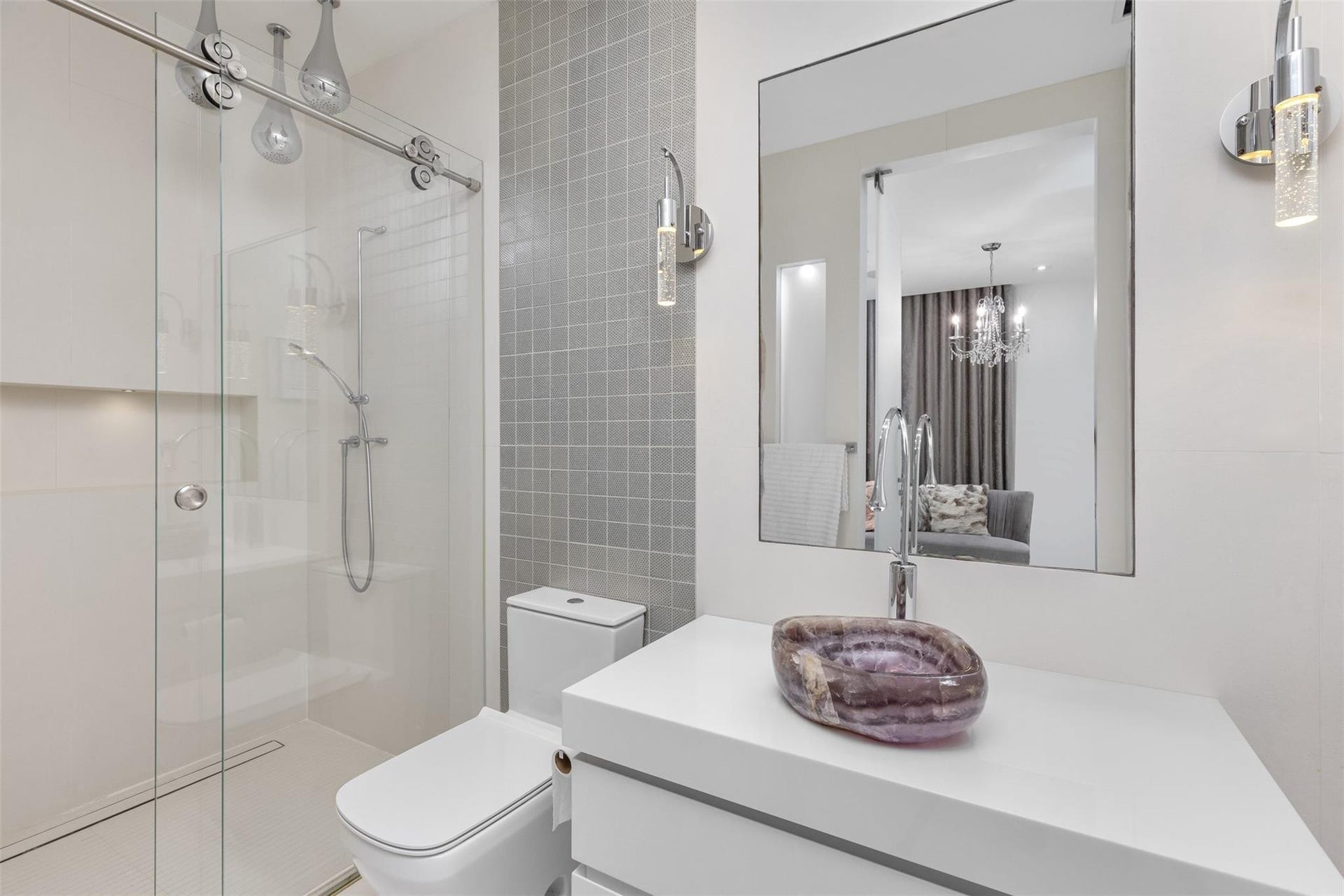 2140 N Ocean Boulevard, #V, Fort Lauderdale, FL 33305 3rd Floor En Suite