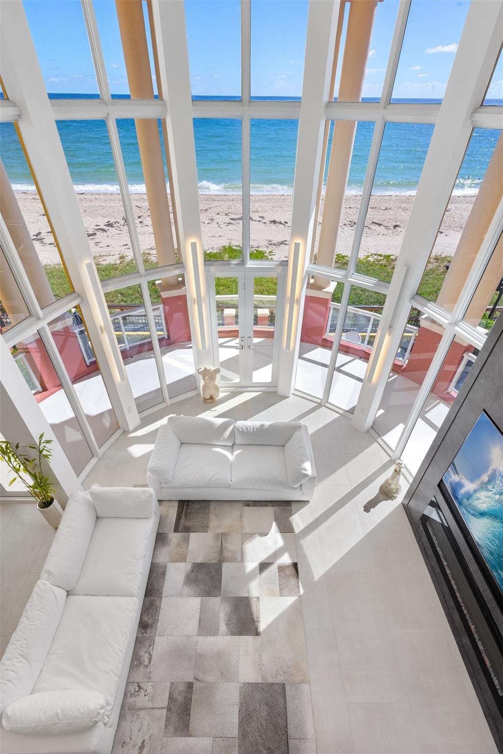 2140 N Ocean Boulevard, #V, Fort Lauderdale, FL 33305 View from third floor hallway