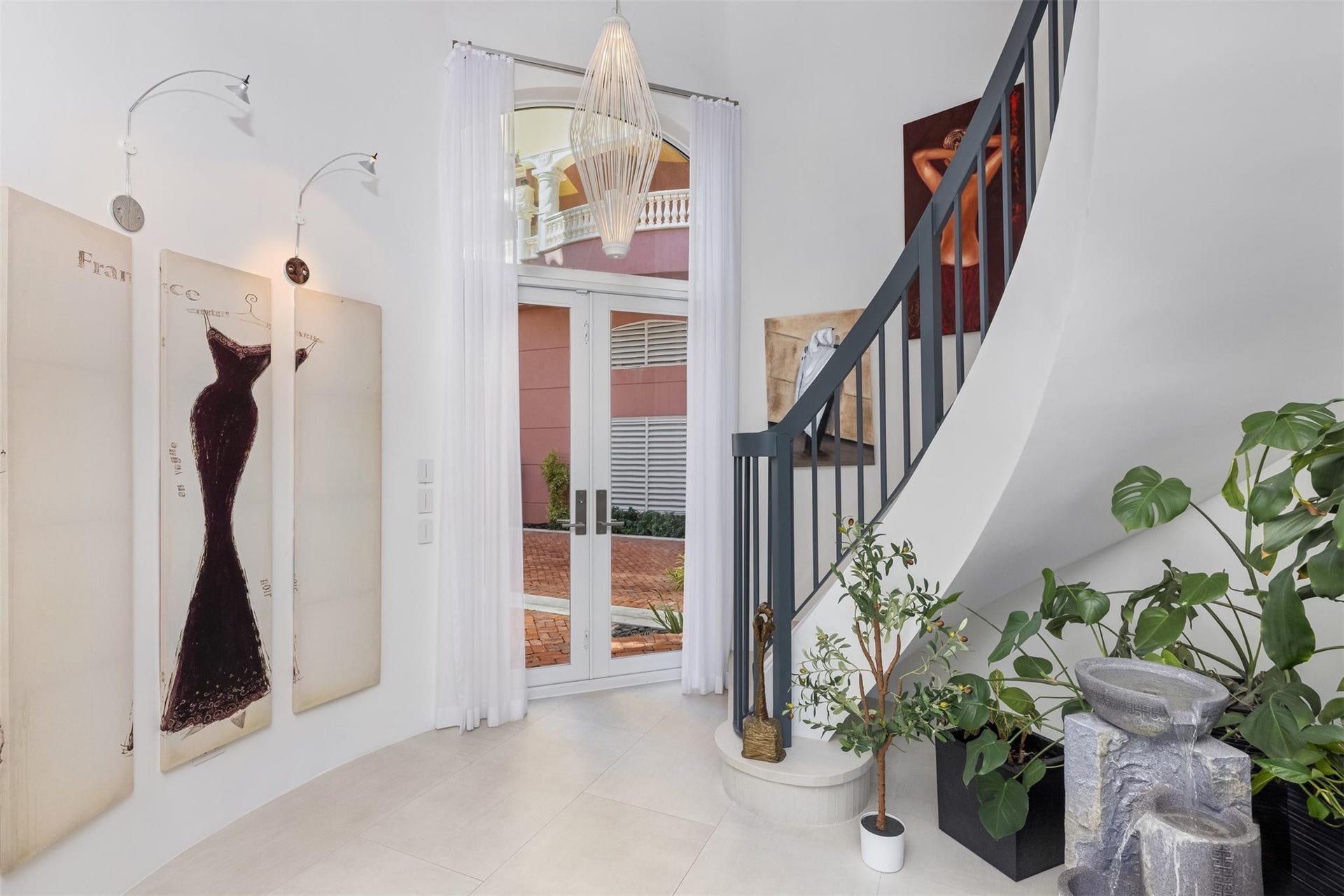 2140 N Ocean Boulevard, #V, Fort Lauderdale, FL 33305 Foyer