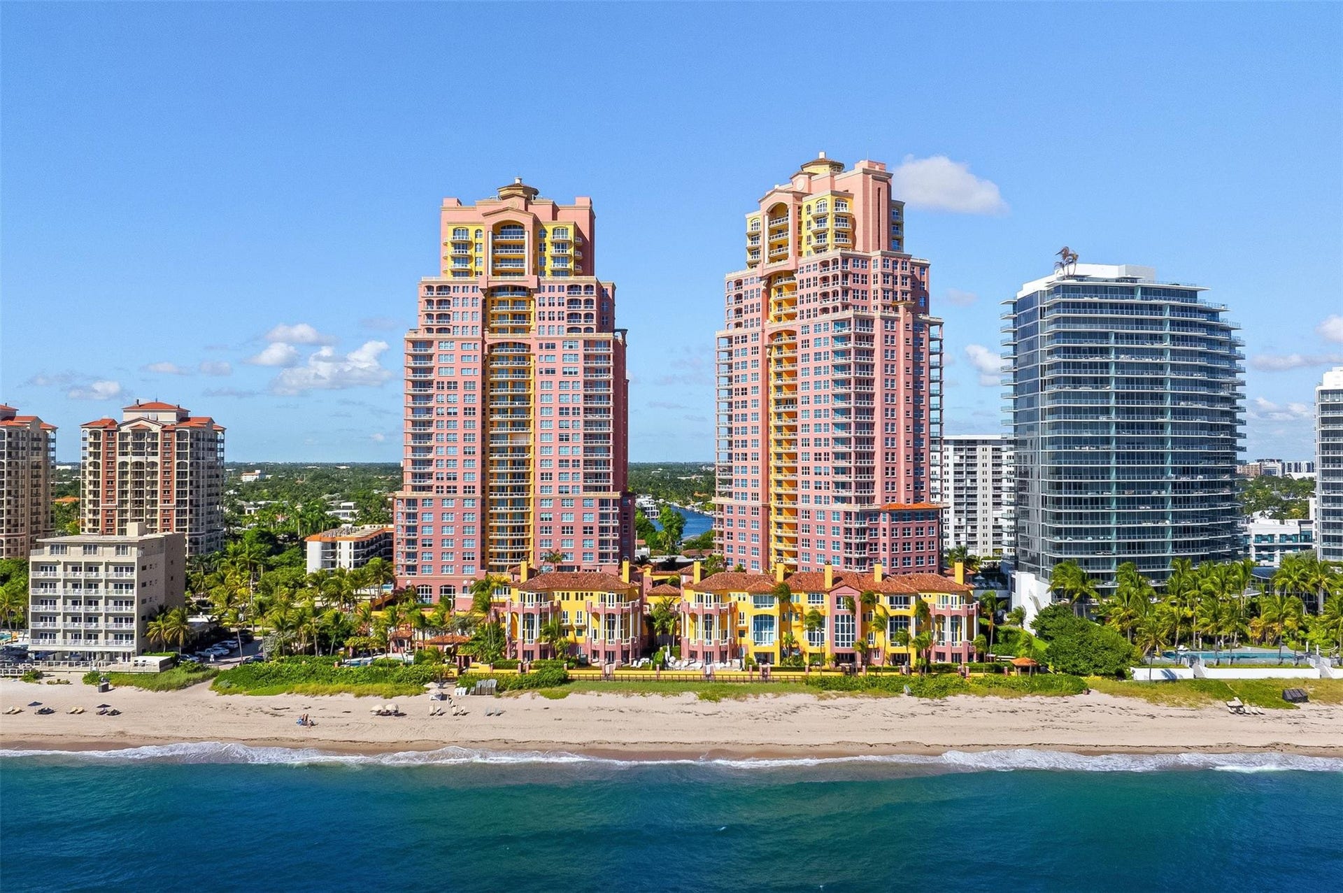 2140 N Ocean Boulevard, #V, Fort Lauderdale, FL 33305 Enjoy all of the resort style amenities of the Palms Condos