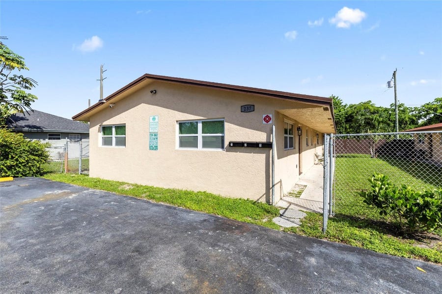Property photo for 237 NW 12th Court, Pompano Beach, FL