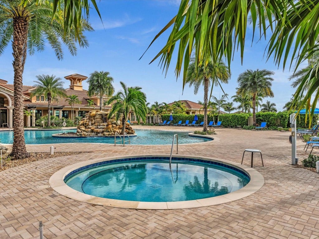 8928 Bastille Circle, Parkland, FL 33076 8928 Bastille Circle, Parkland, FL 33076