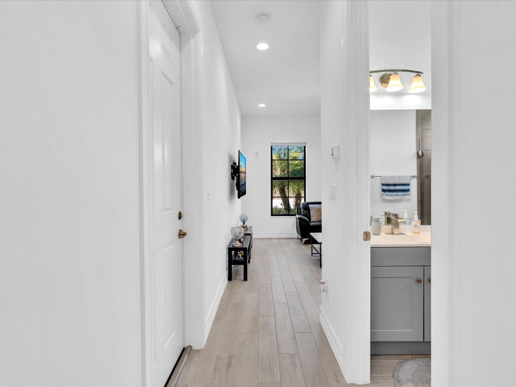 8928 Bastille Circle, Parkland, FL 33076 8928 Bastille Circle, Parkland, FL 33076