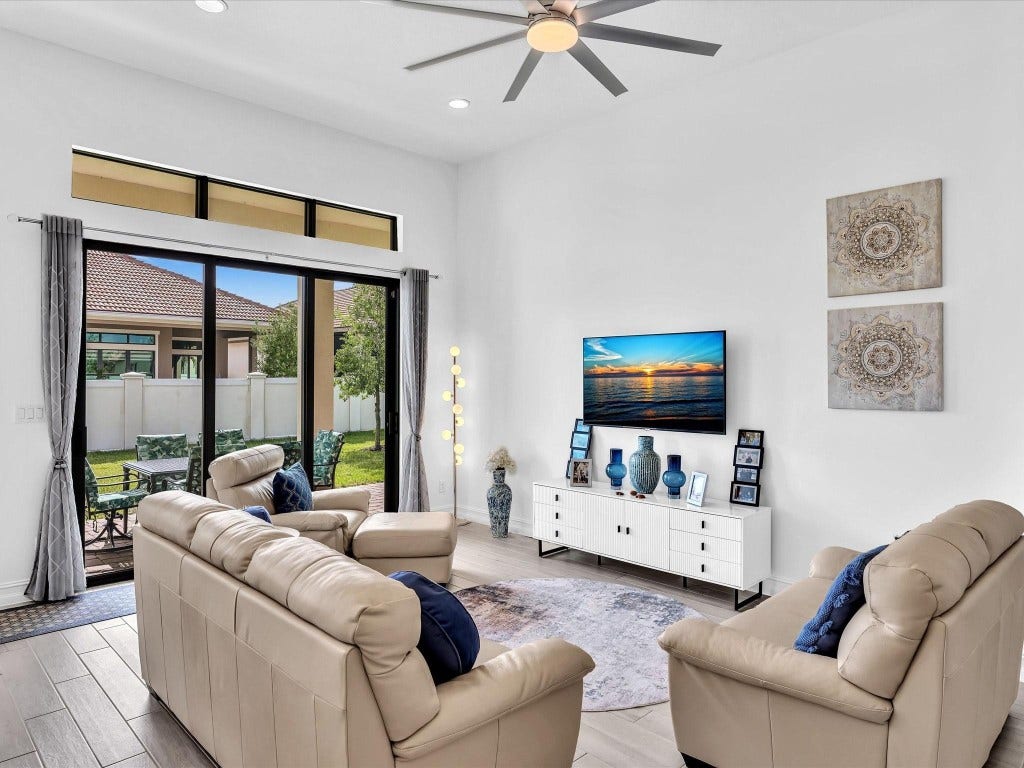 8928 Bastille Circle, Parkland, FL 33076 8928 Bastille Circle, Parkland, FL 33076