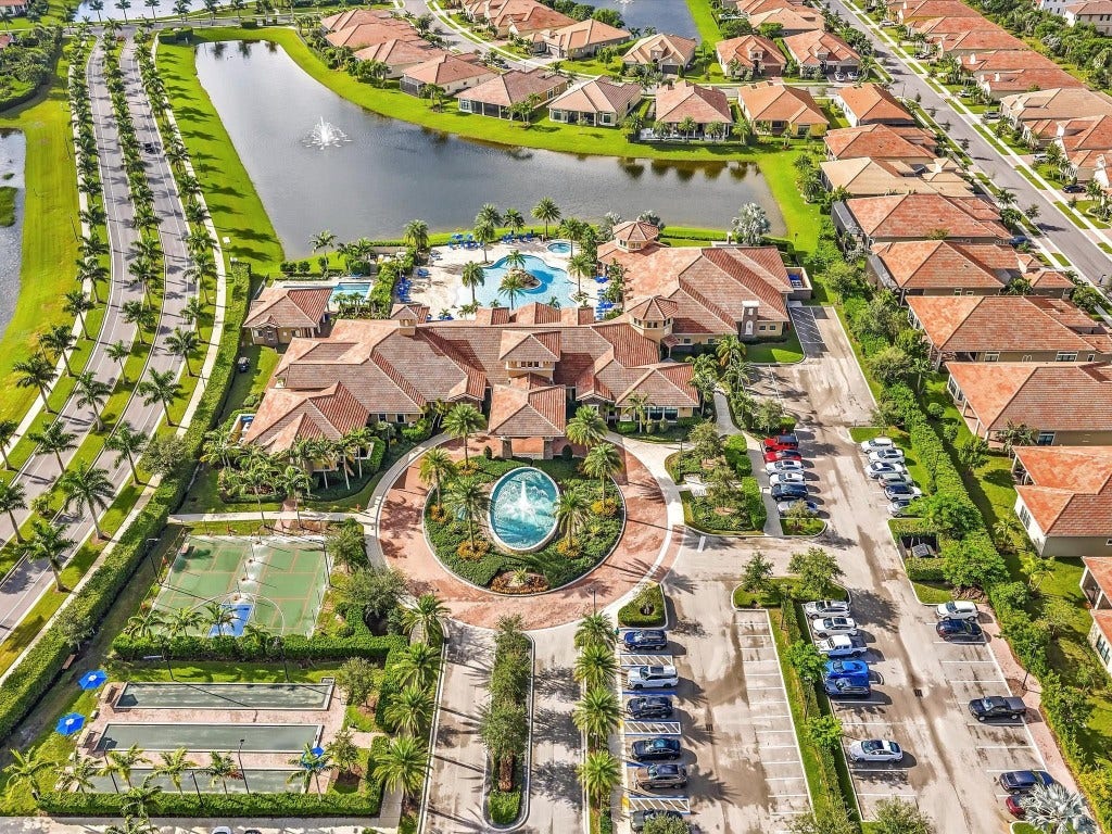 8928 Bastille Circle, Parkland, FL 33076 8928 Bastille Circle, Parkland, FL 33076