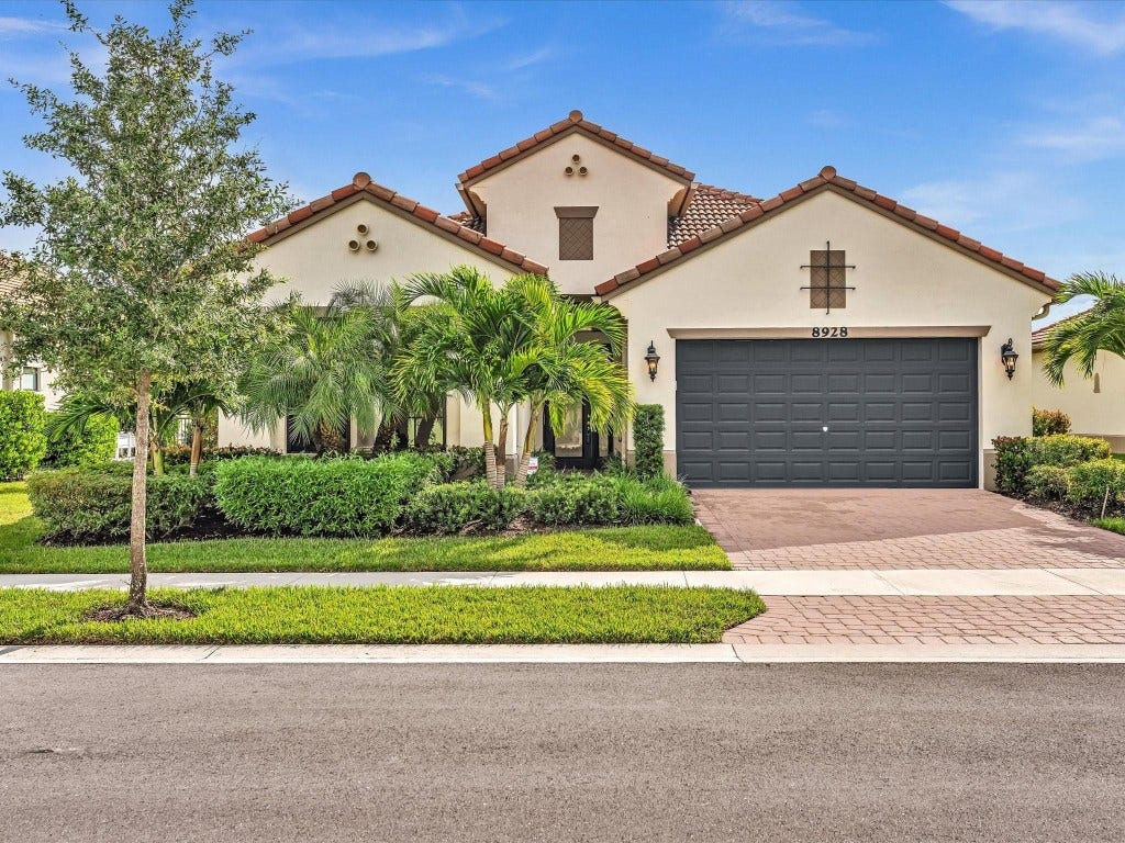 8928 Bastille Circle, Parkland, FL 33076 8928 Bastille Circle, Parkland, FL 33076