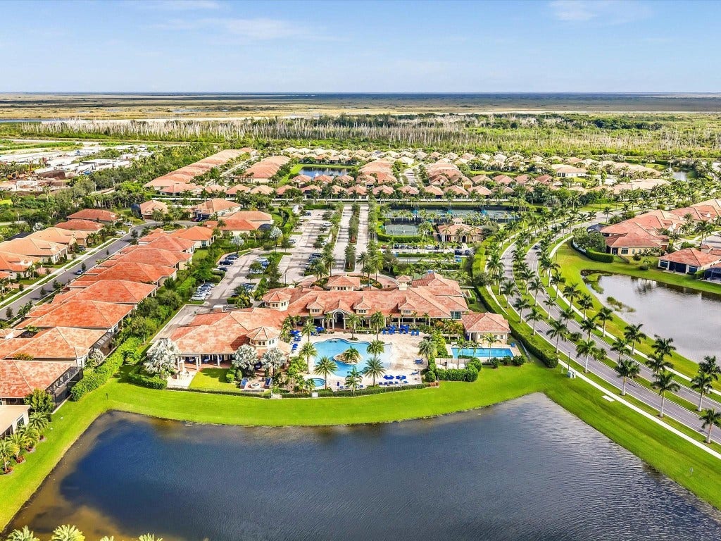 8928 Bastille Circle, Parkland, FL 33076 8928 Bastille Circle, Parkland, FL 33076