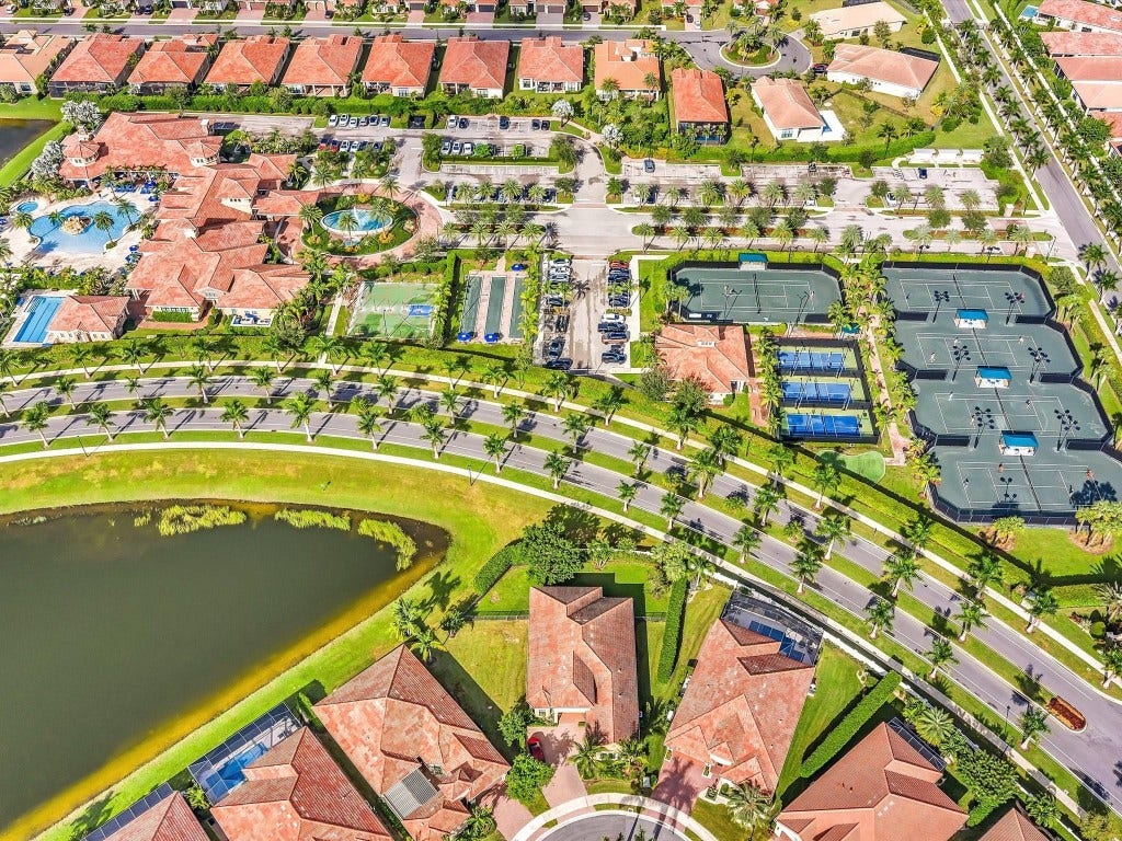 8928 Bastille Circle, Parkland, FL 33076 8928 Bastille Circle, Parkland, FL 33076