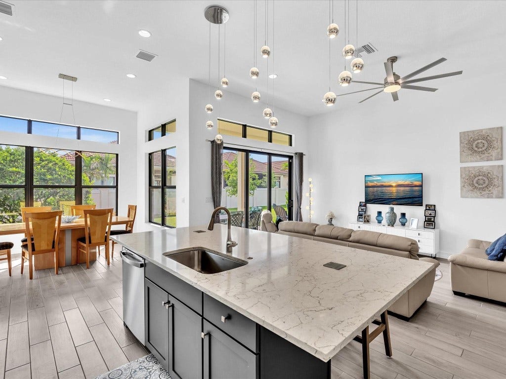 8928 Bastille Circle, Parkland, FL 33076 8928 Bastille Circle, Parkland, FL 33076