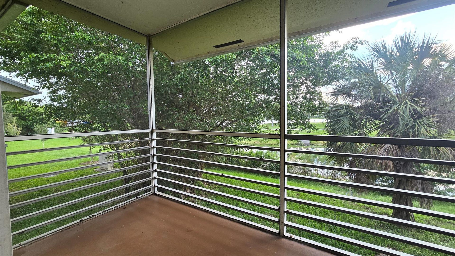 2815 N Course Drive, #201, Pompano Beach, FL 33069 Photo 8