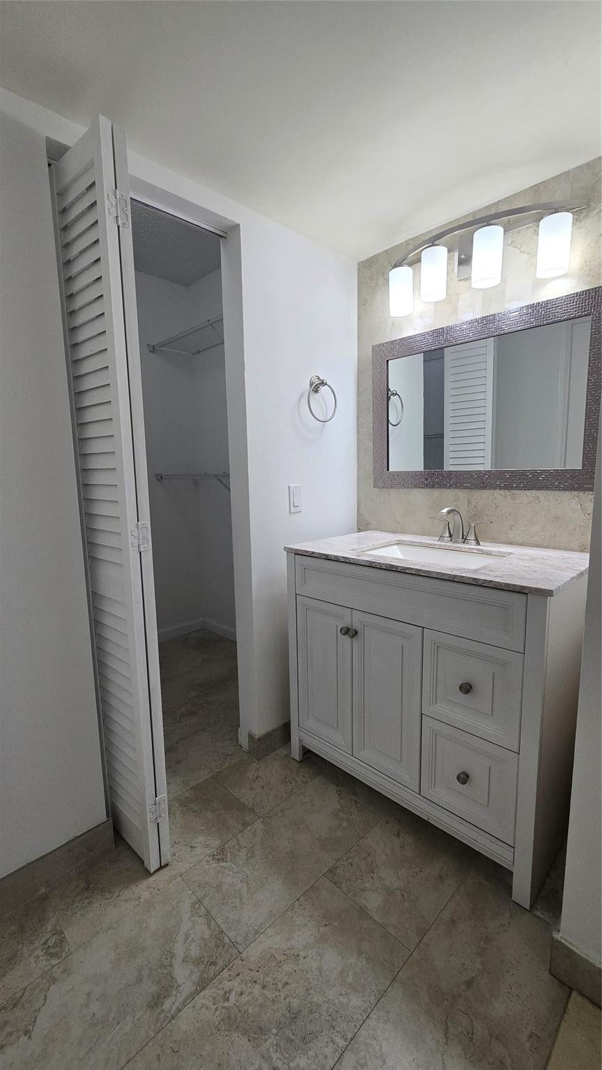 2815 N Course Drive, #201, Pompano Beach, FL 33069 Photo 15