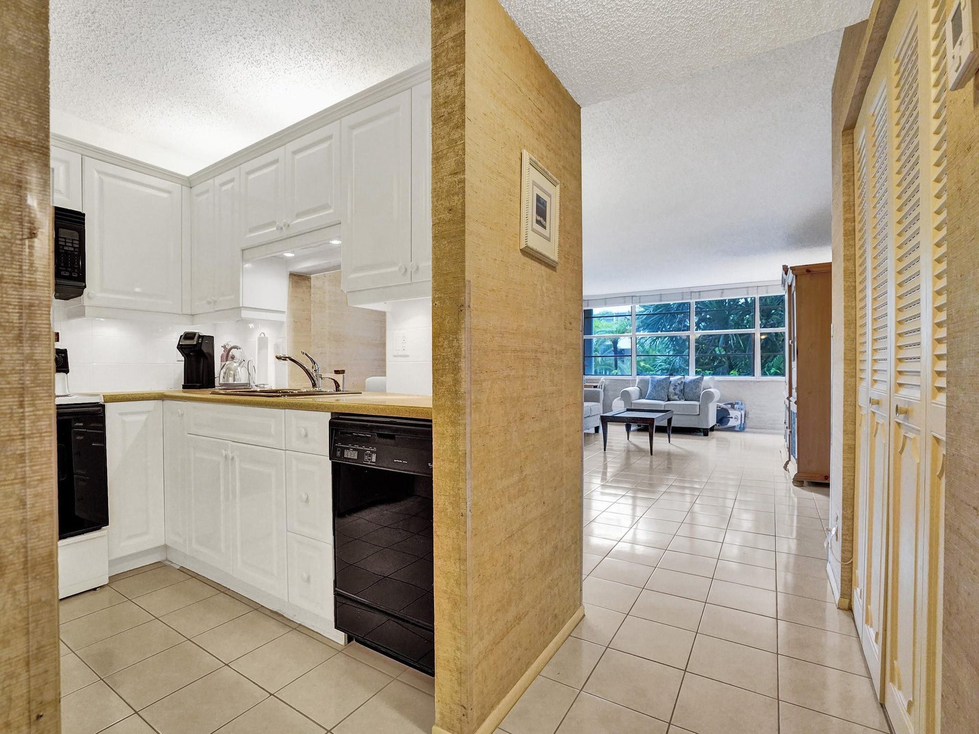 1160 N Federal Highway, #117, Fort Lauderdale, Fort Lauderdale, FL 33304 Photo 15