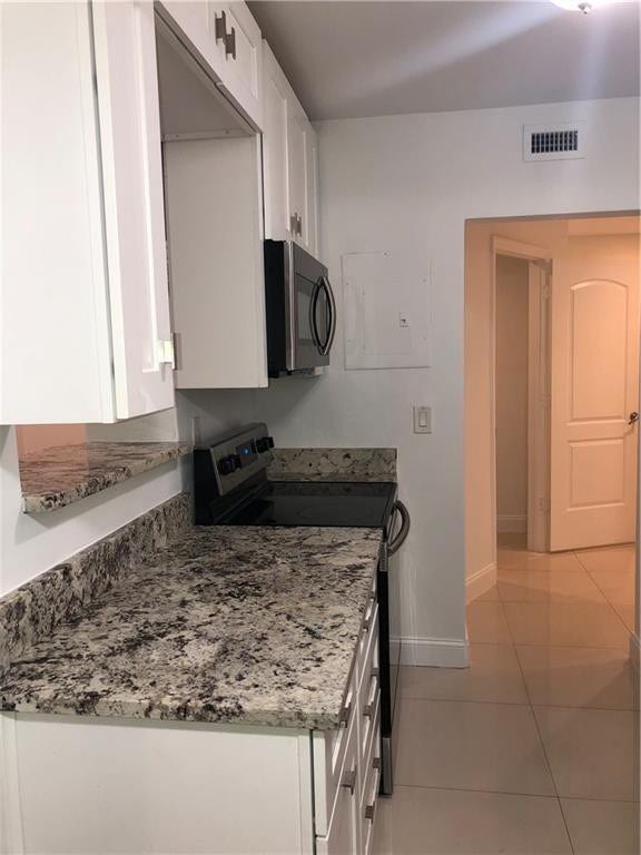 5273 NE 17th Avenue, Pompano Beach, FL 33064 Photo 8