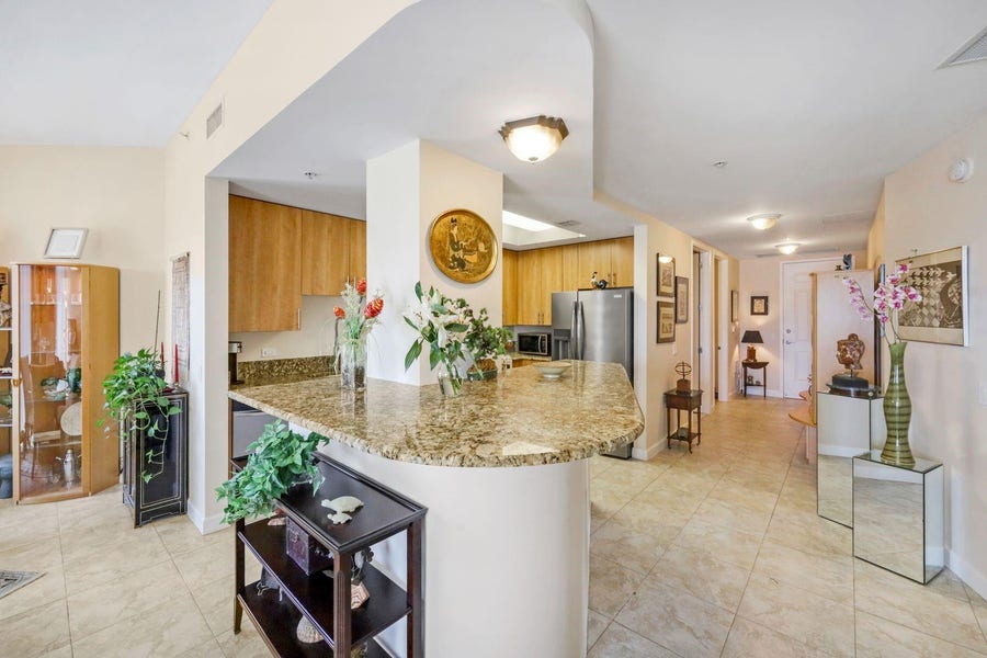 Property photo for 2631 NE 14th Avenue, #200, Wilton Manors, FL