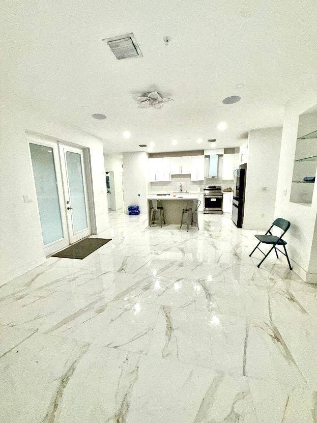 KITCHEN AREA 1641