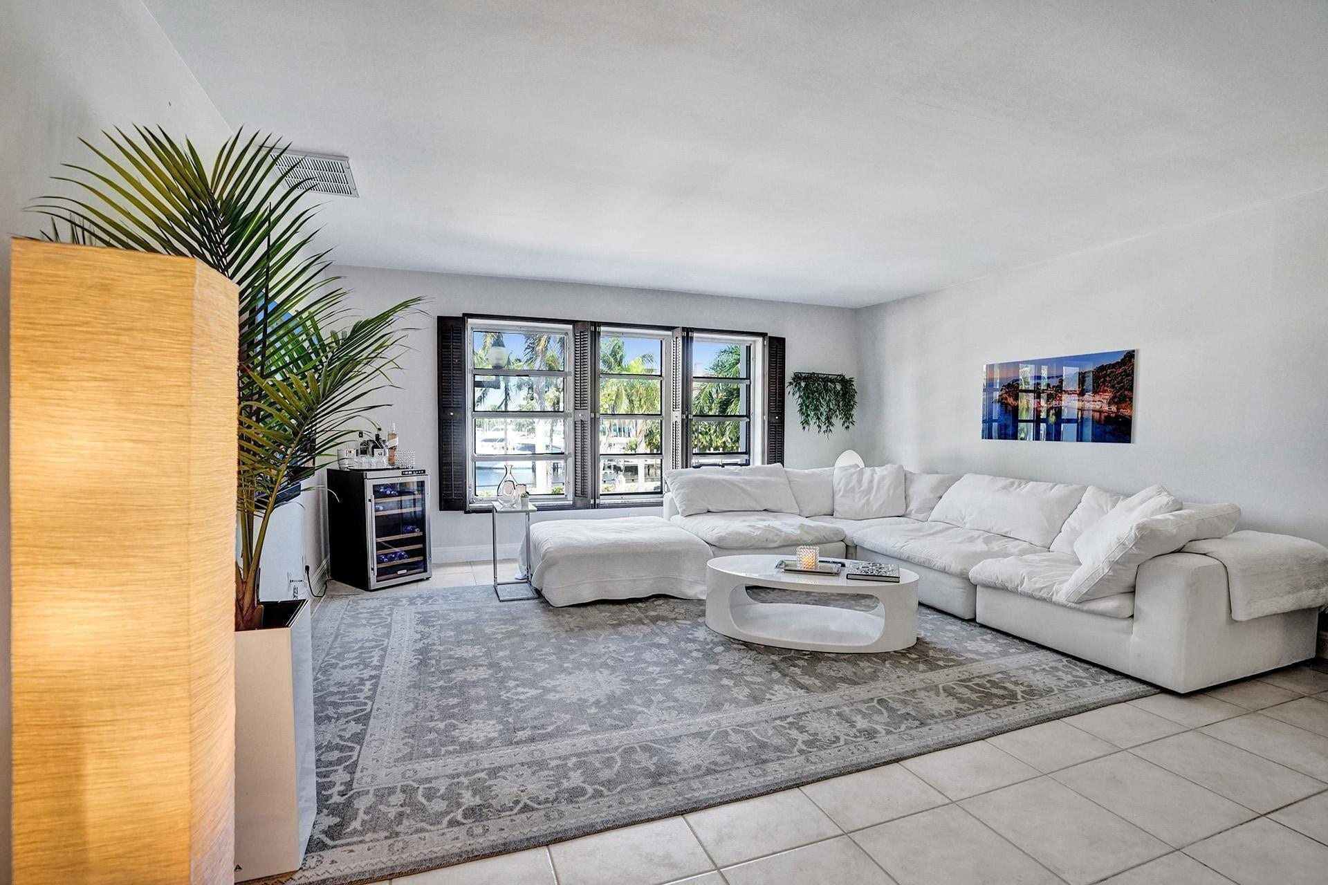 BREATH-TAKING WATER VIEWS IN THIS TRULY OVERSIZE UNIT... THIS UNIT IS THE SIZE OF SOME OF THE 2 BEDROOMS UNITS.