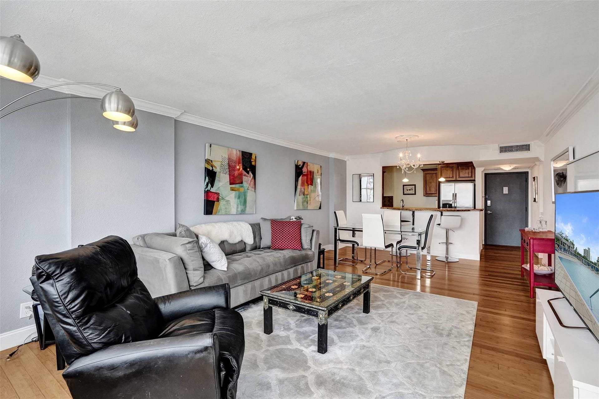 3015 N Ocean Boulevard, #15J, Fort Lauderdale, FL 33308 All furnishings and art are included in the sale