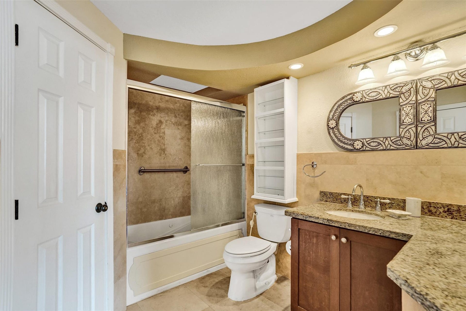 3015 N Ocean Boulevard, #15J, Fort Lauderdale, FL 33308 Photo 21