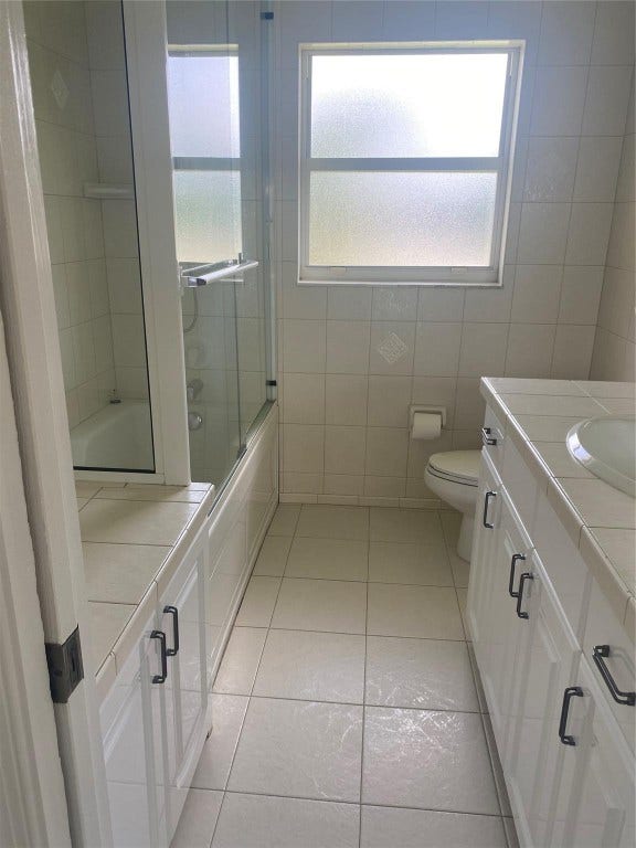 2209 NE 22nd Terrace, Fort Lauderdale, Fort Lauderdale, FL 33305