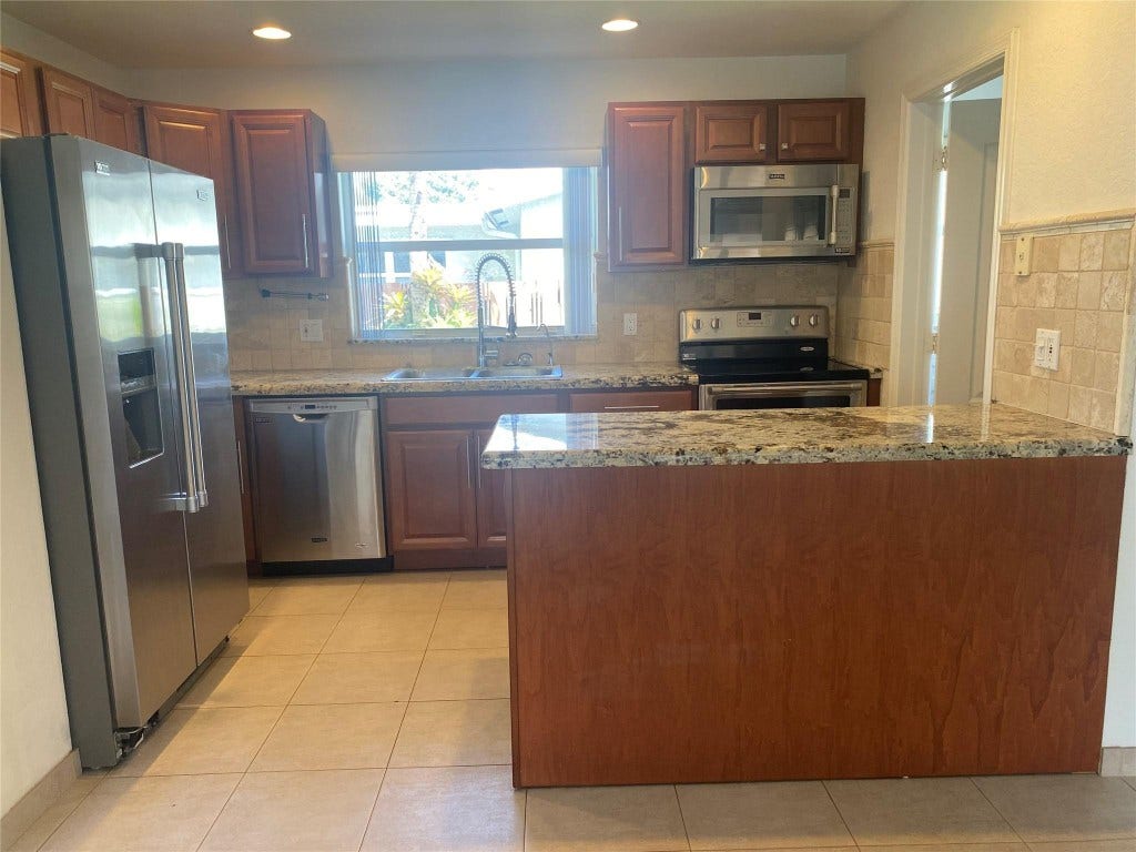 2209 NE 22nd Terrace, Fort Lauderdale, Fort Lauderdale, FL 33305