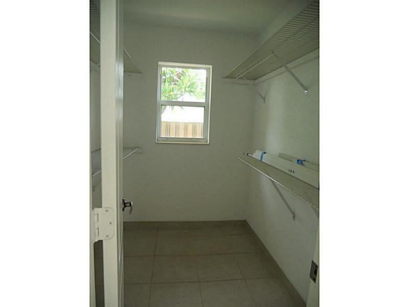 2209 NE 22nd Terrace, Fort Lauderdale, Fort Lauderdale, FL 33305