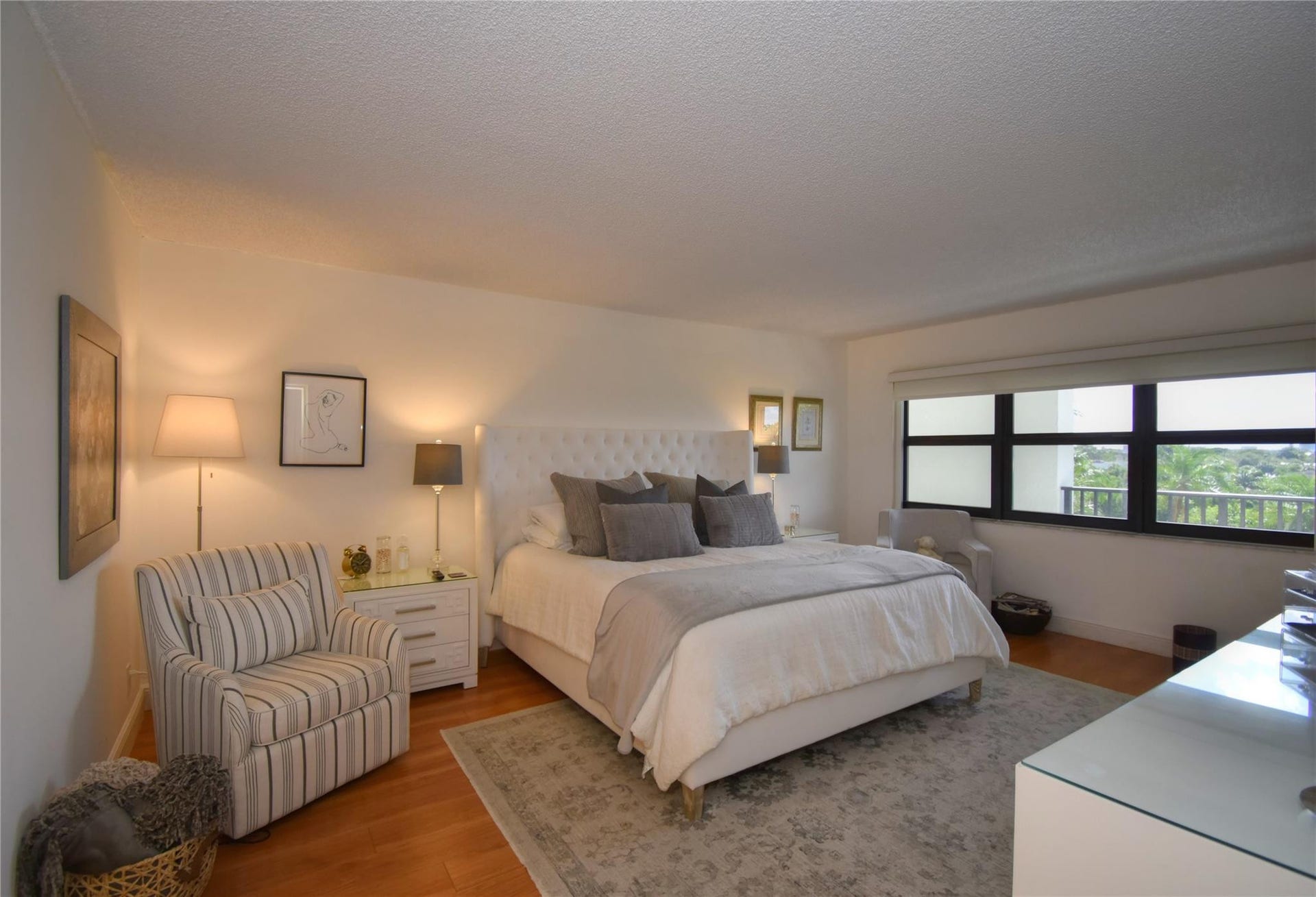 5100 N Ocean Boulevard, #516, Lauderdale By The Sea, FL 33308 5100 N Ocean Boulevard, #516, Lauderdale By The Sea, FL 33308