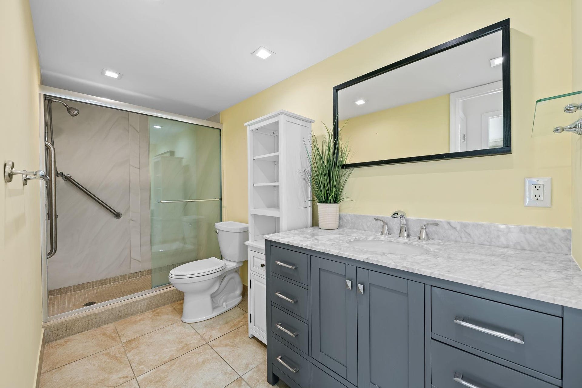 2841 N Ocean Boulevard, #1710, Fort Lauderdale, FL 33308 Photo 13