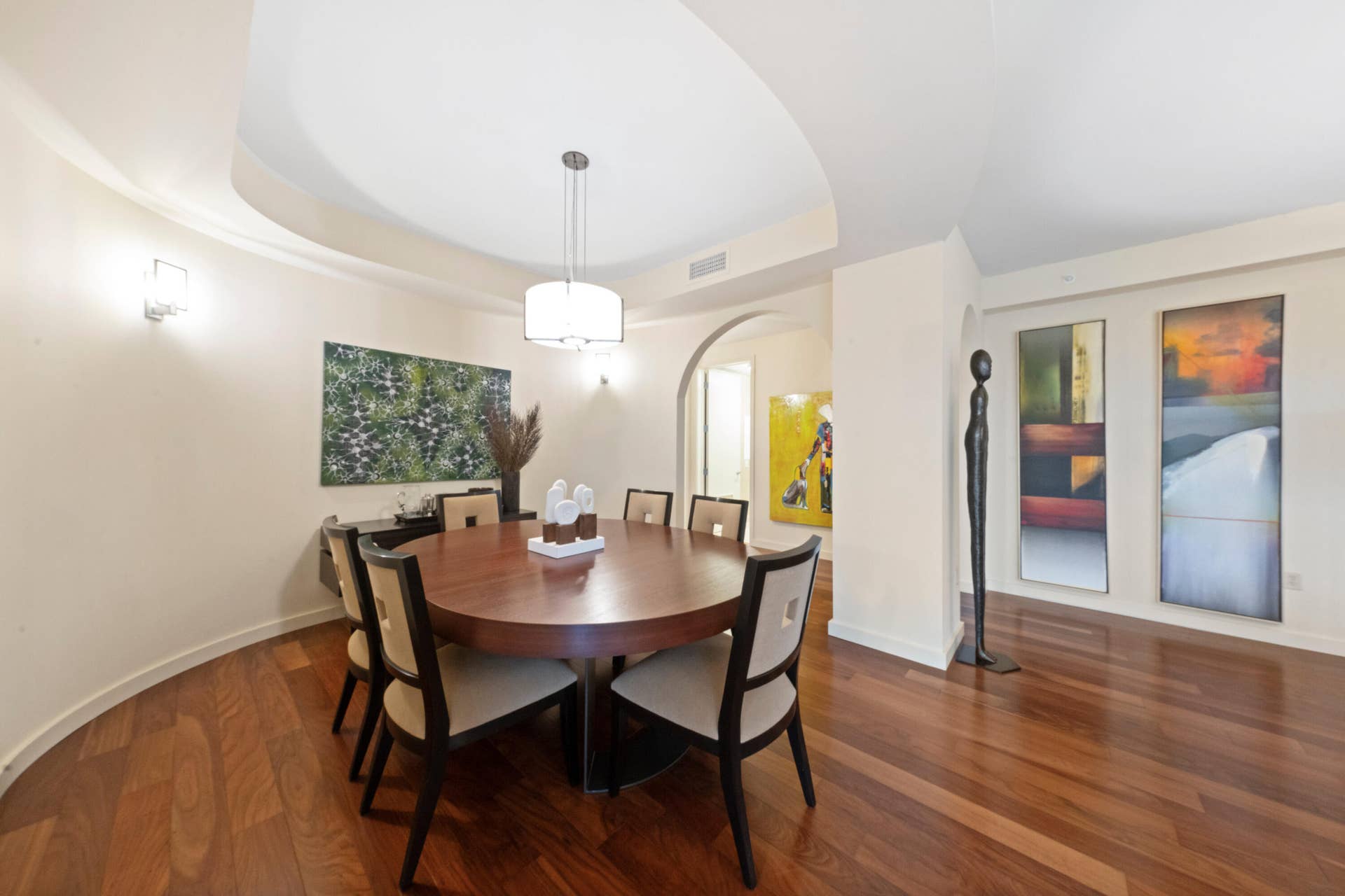 015-022-Dining Room-4000x2667