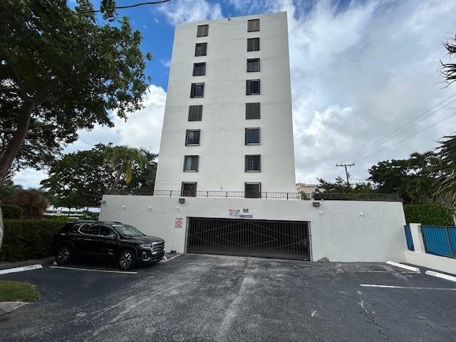 2300 NE 33rd Avenue, #403, Fort Lauderdale, FL 33305