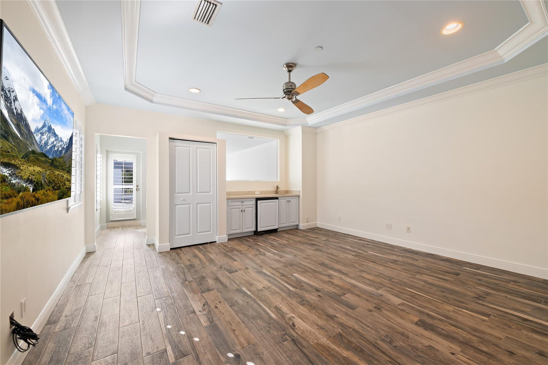218 NE 15th Avenue, #218, Fort Lauderdale, FL 33301 4th bedroom/Entertainment center