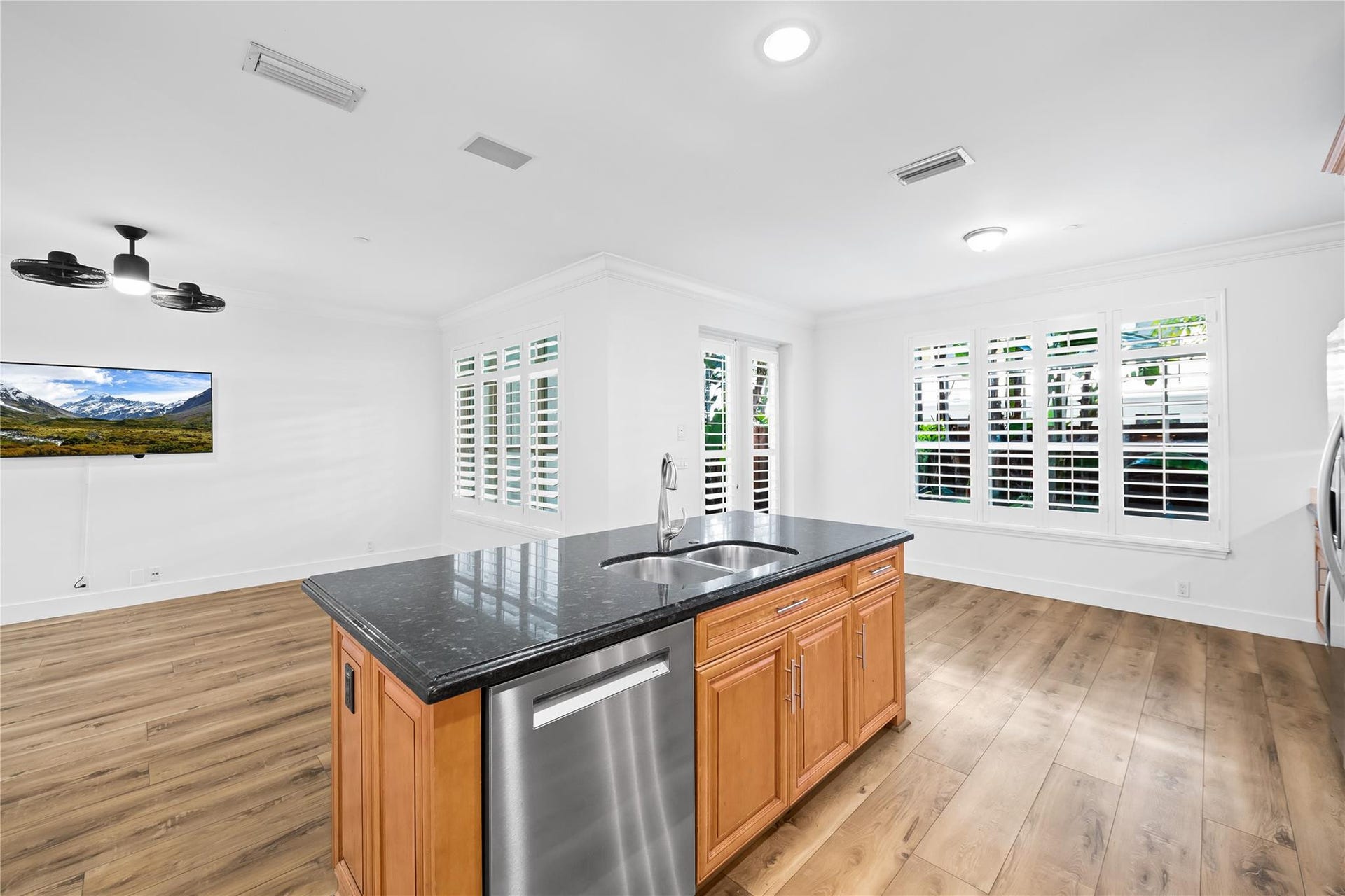 218 NE 15th Avenue, #218, Fort Lauderdale, FL 33301 Photo 13