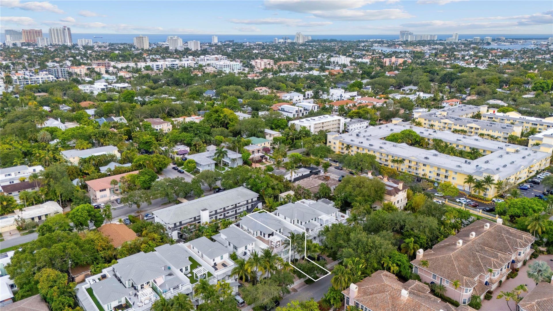 218 NE 15th Avenue, #218, Fort Lauderdale, FL 33301 Photo 3