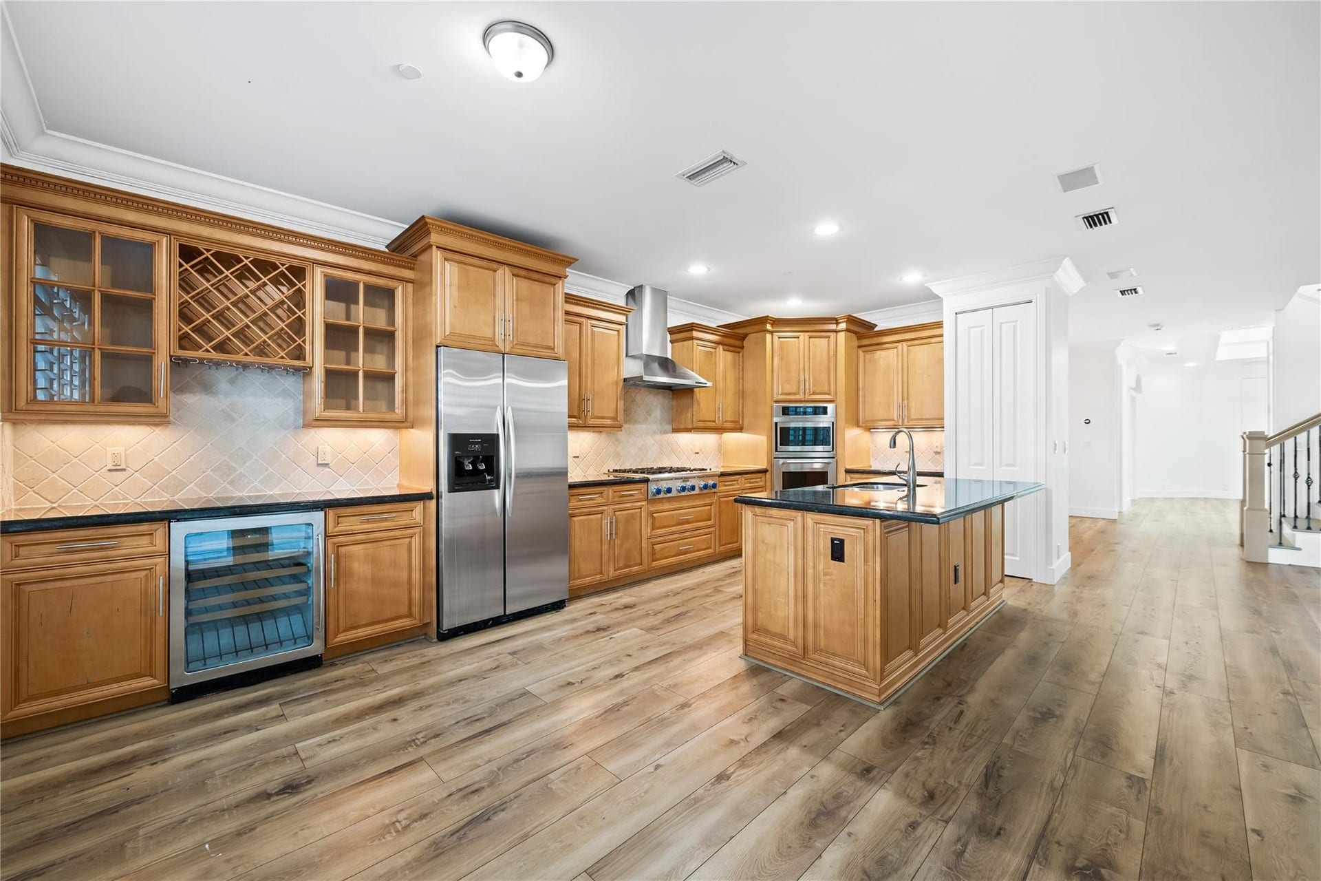 218 NE 15th Avenue, #218, Fort Lauderdale, FL 33301 Photo 12