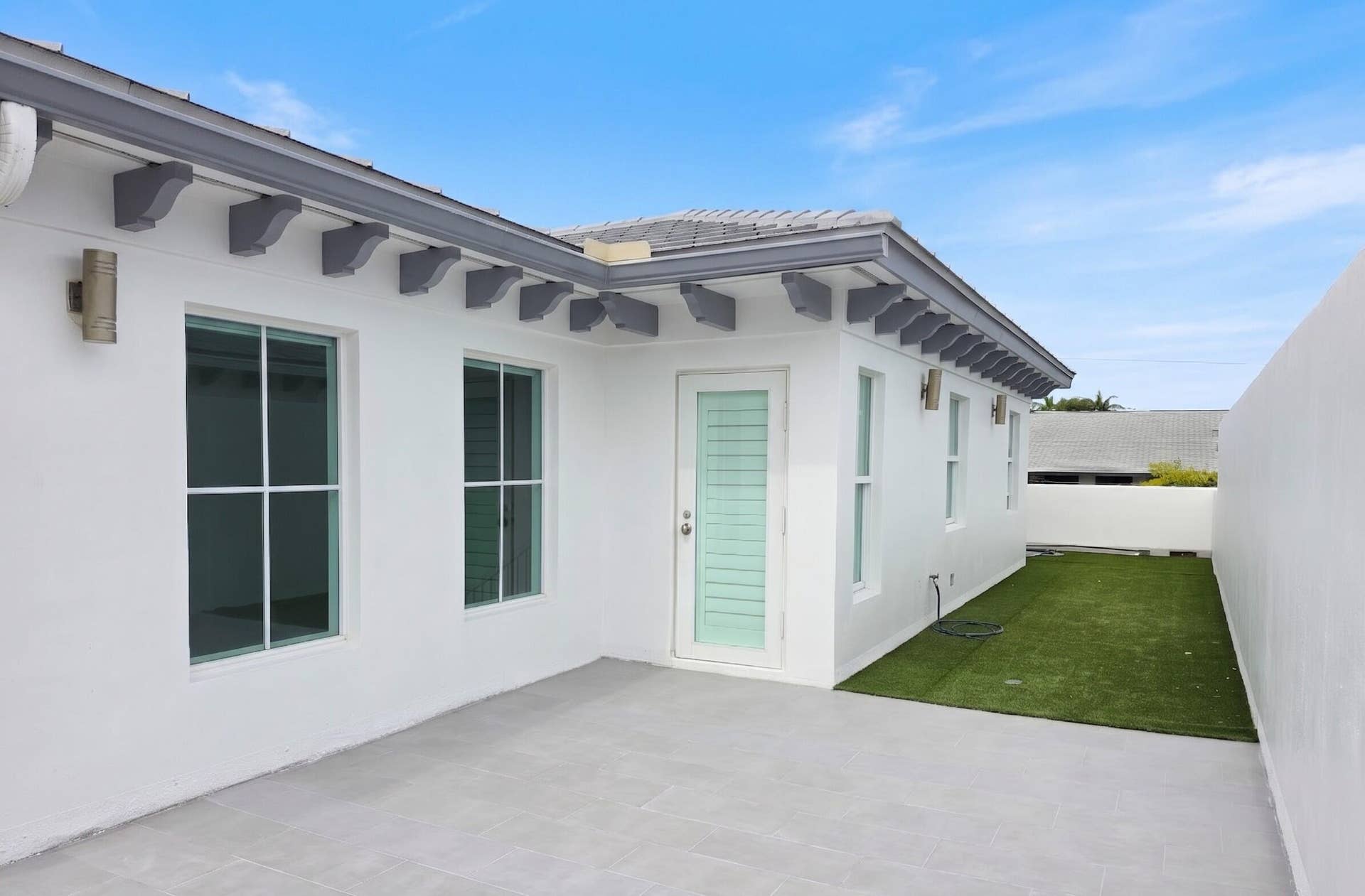 218 NE 15th Avenue, #218, Fort Lauderdale, FL 33301 218 roof 1b
