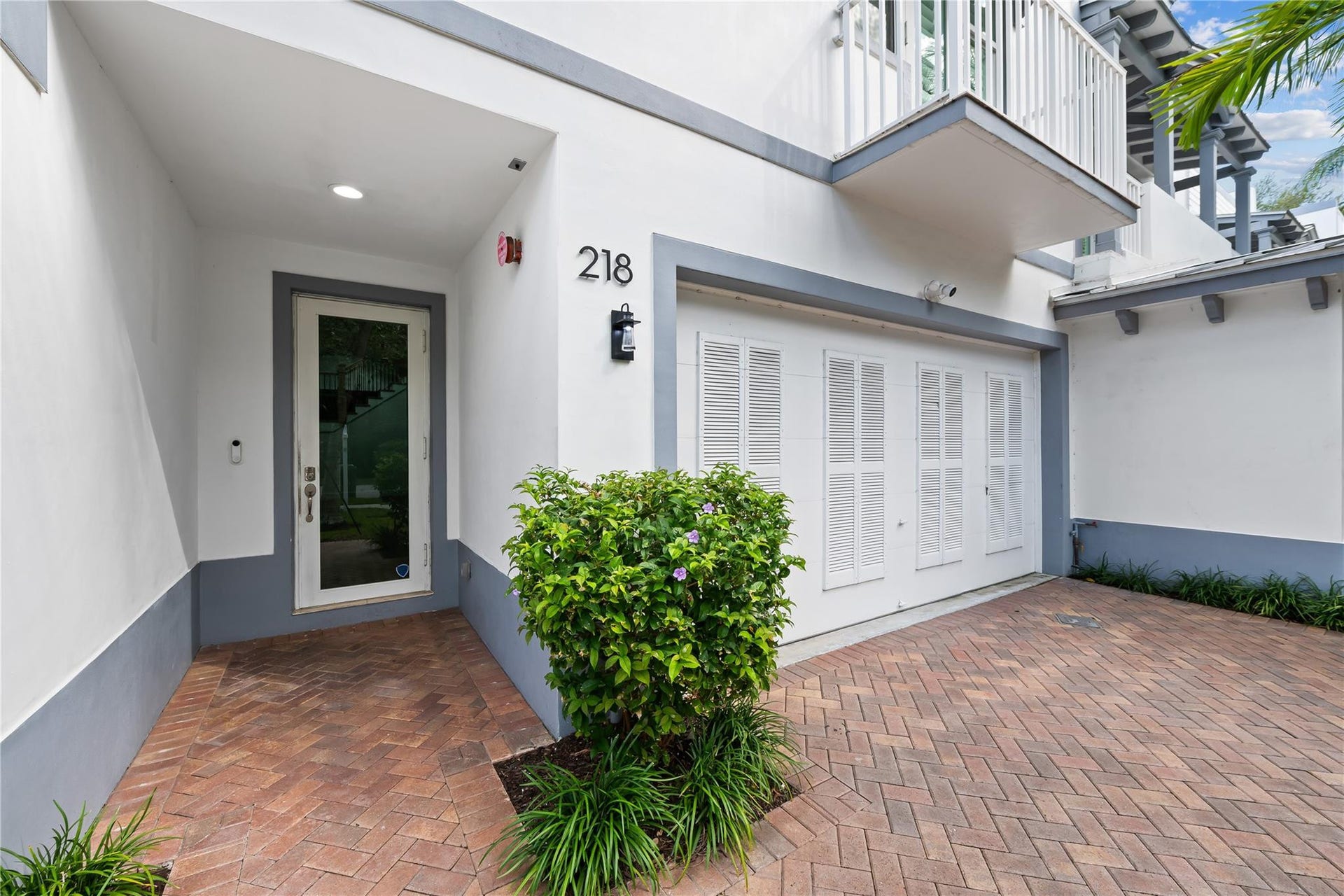 218 NE 15th Avenue, #218, Fort Lauderdale, FL 33301 Photo 4