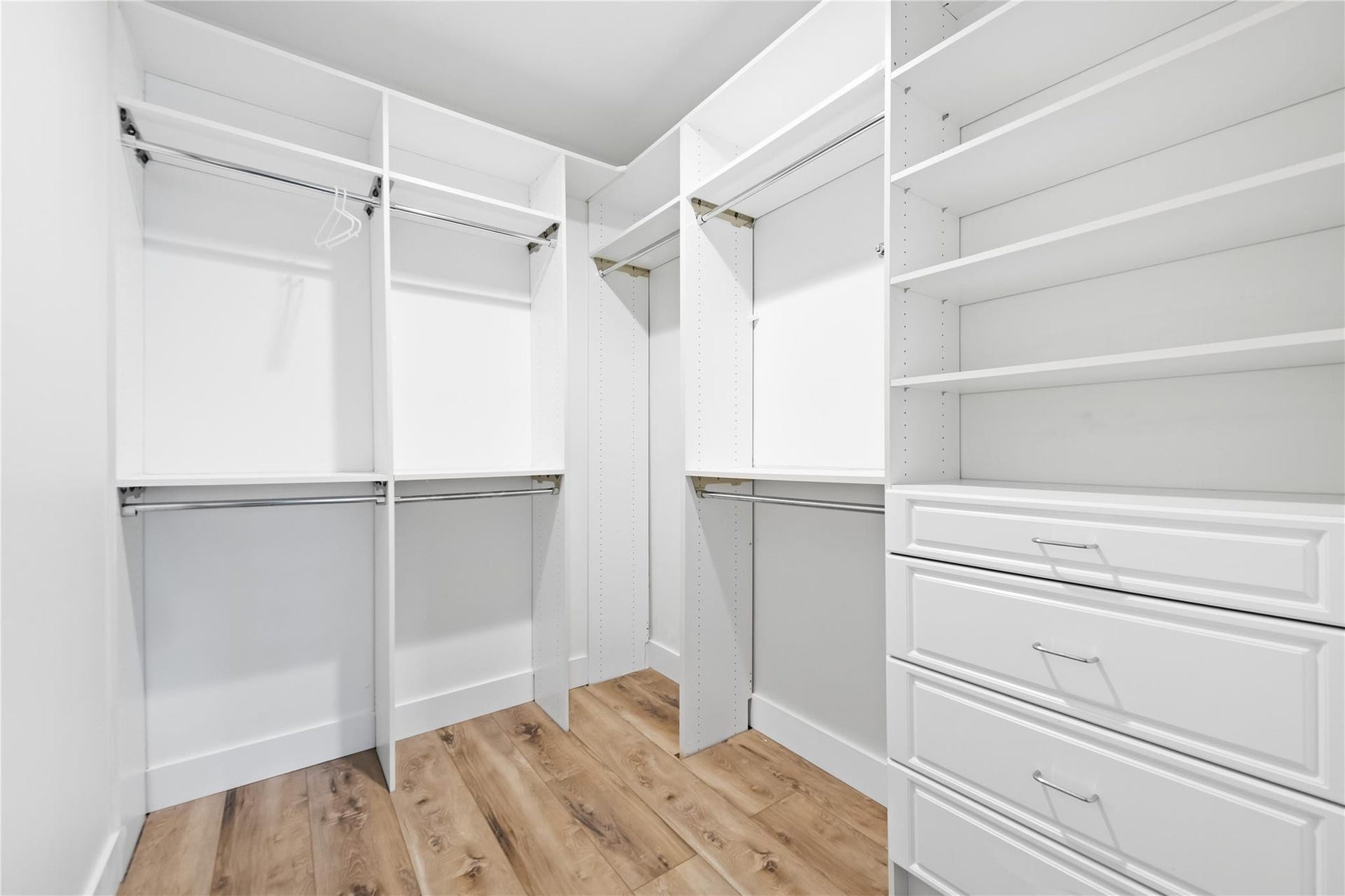 218 NE 15th Avenue, #218, Fort Lauderdale, FL 33301 3rd bedroom walk-in closet
