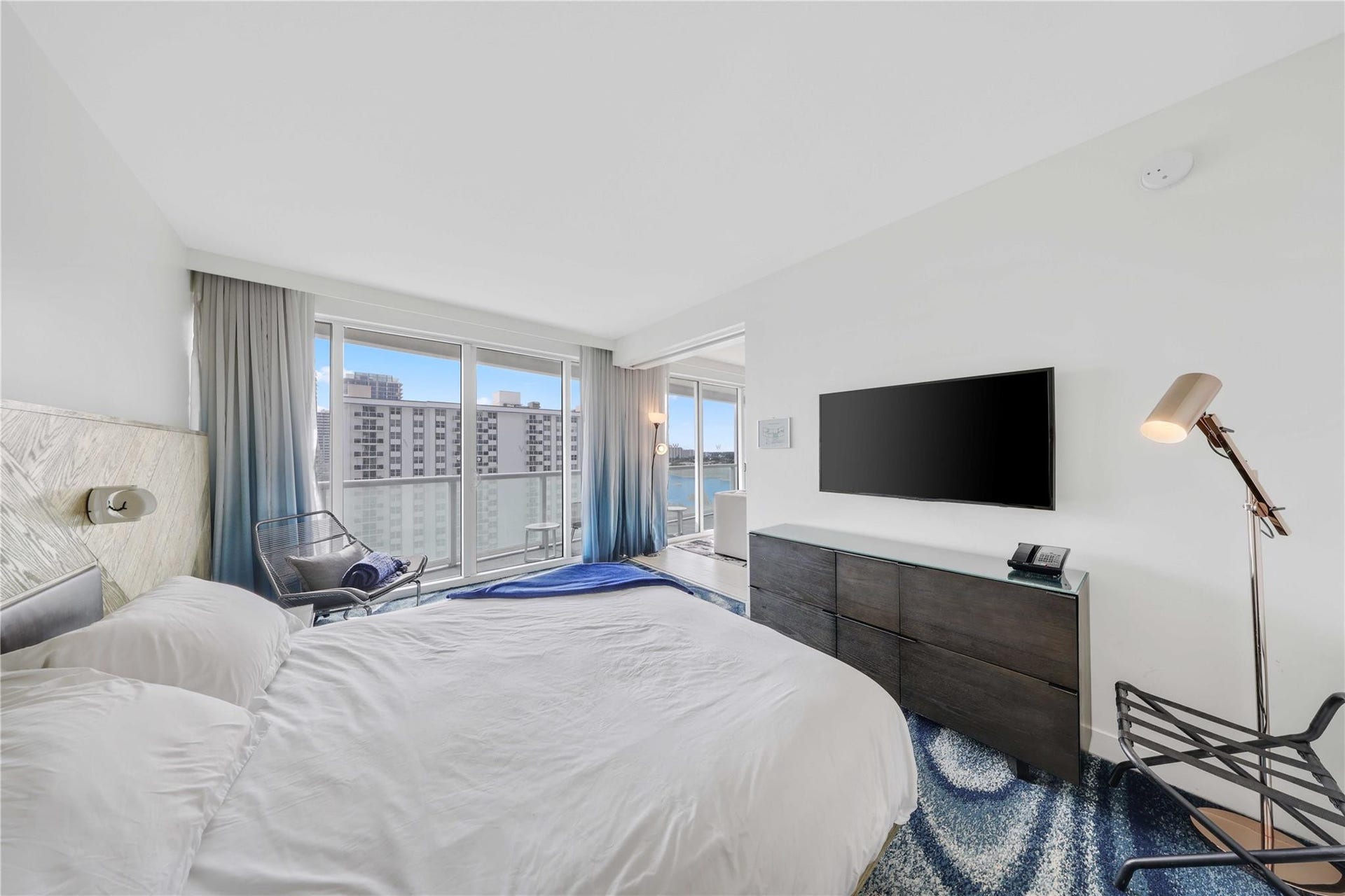 3101 Bayshore, #1007, Fort Lauderdale, FL 33304 3101 Bayshore, #1007, Fort Lauderdale, FL 33304