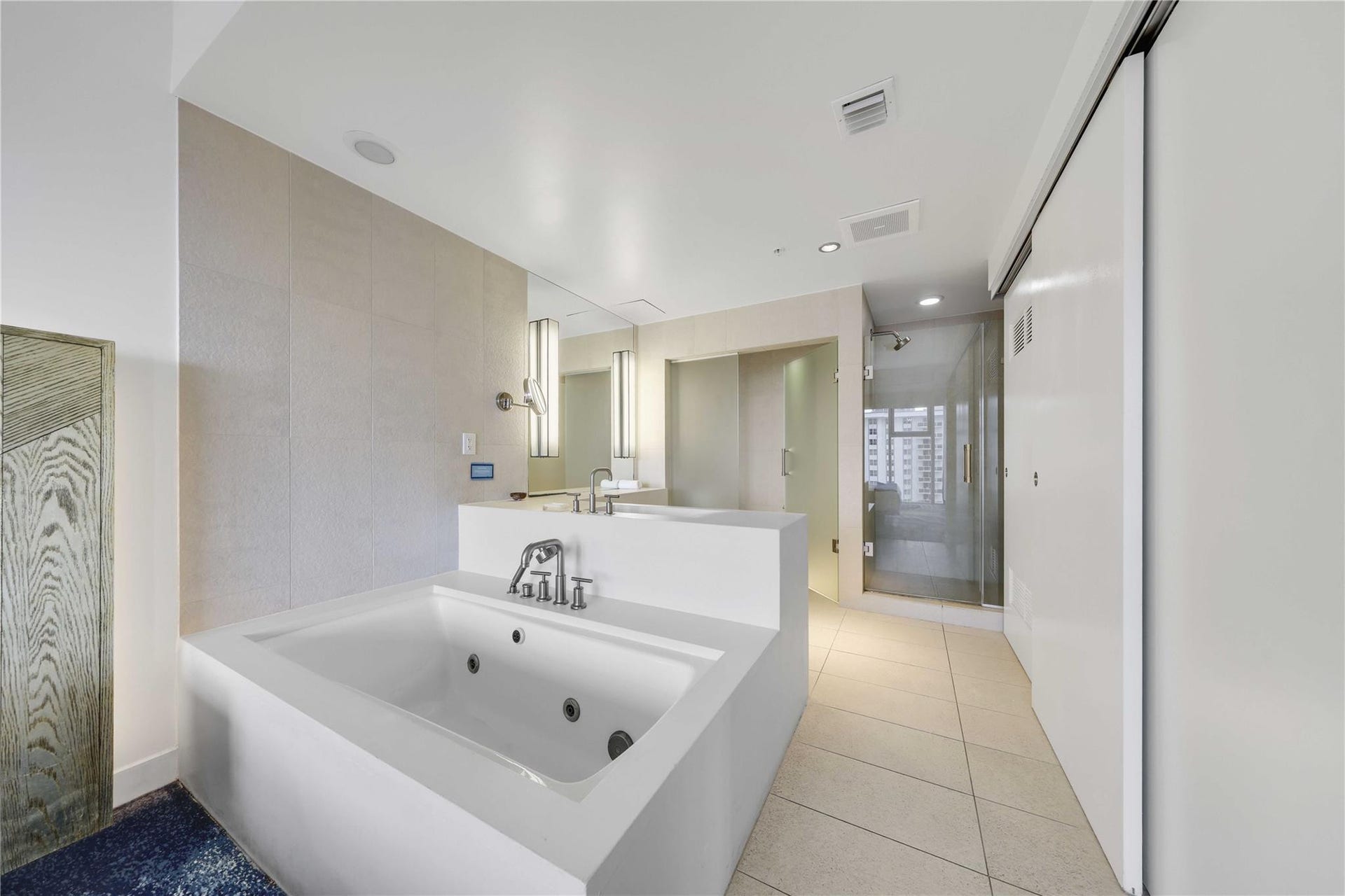 3101 Bayshore, #1007, Fort Lauderdale, FL 33304 3101 Bayshore, #1007, Fort Lauderdale, FL 33304