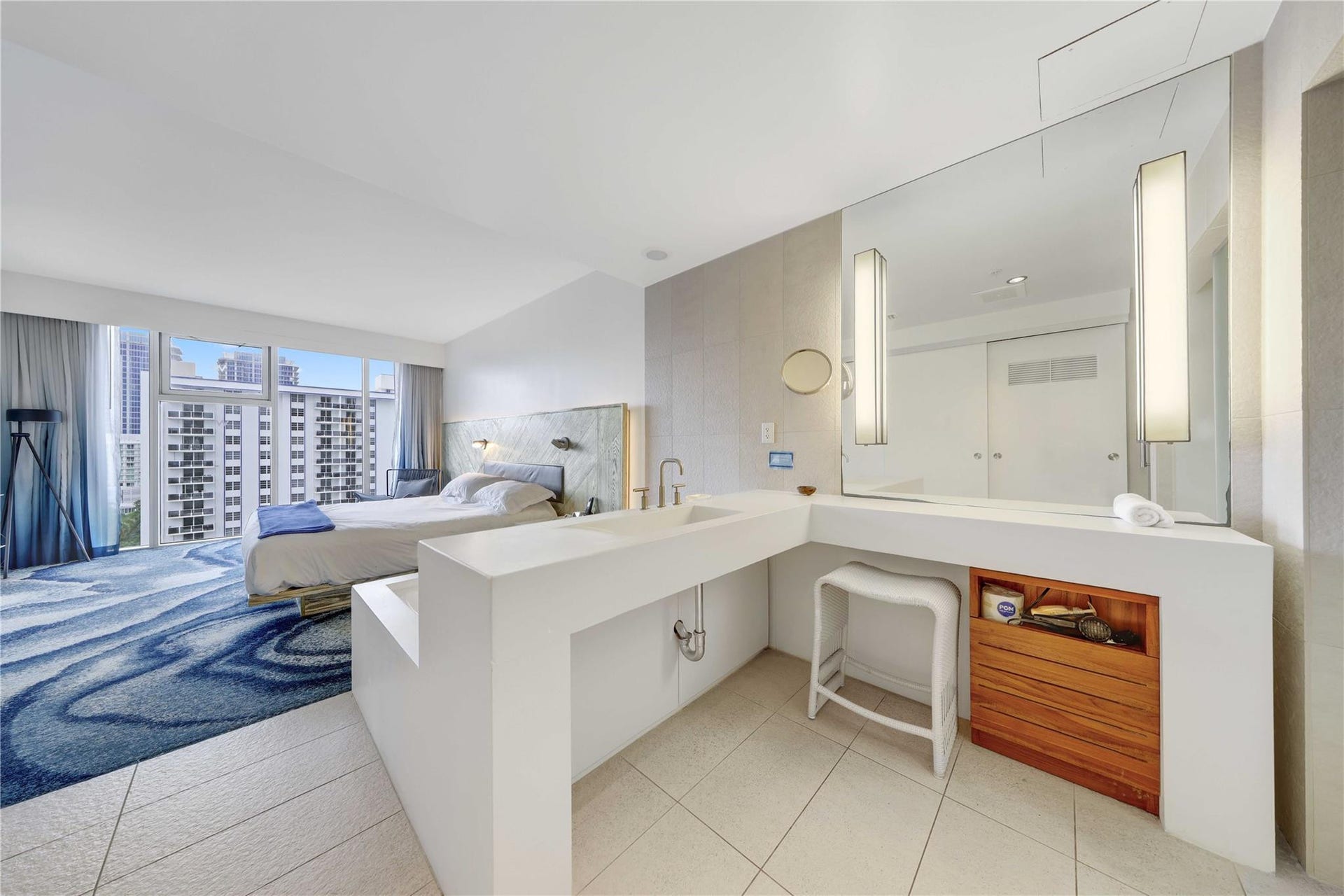 3101 Bayshore, #1007, Fort Lauderdale, FL 33304 3101 Bayshore, #1007, Fort Lauderdale, FL 33304