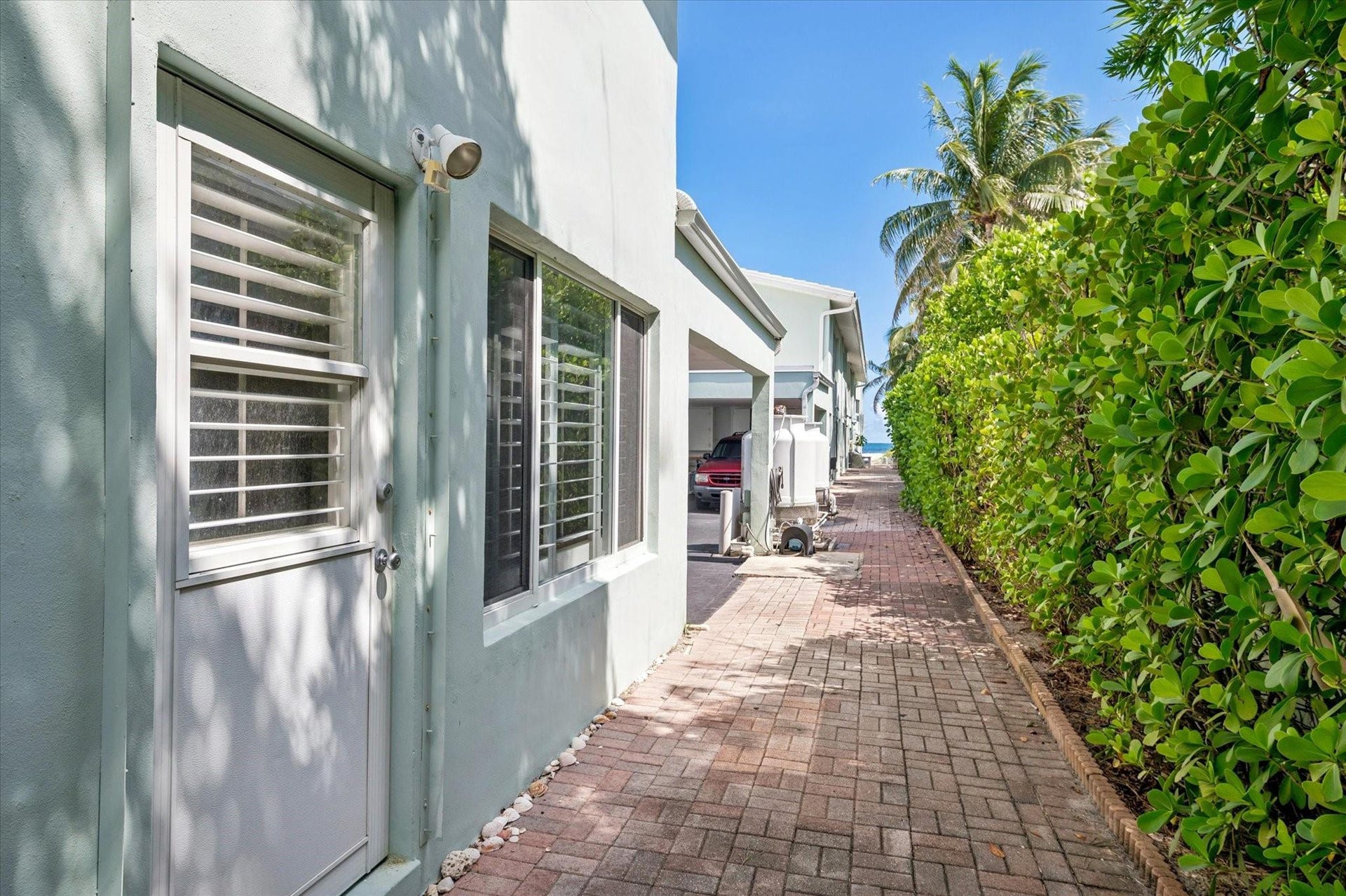 5400 N Ocean Boulevard, #44, Lauderdale-By-The-Sea, Lauderdale By The Sea, FL 33308 5400 N Ocean Boulevard, #44, Lauderdale-By-The-Sea, Lauderdale By The Sea, FL 33308